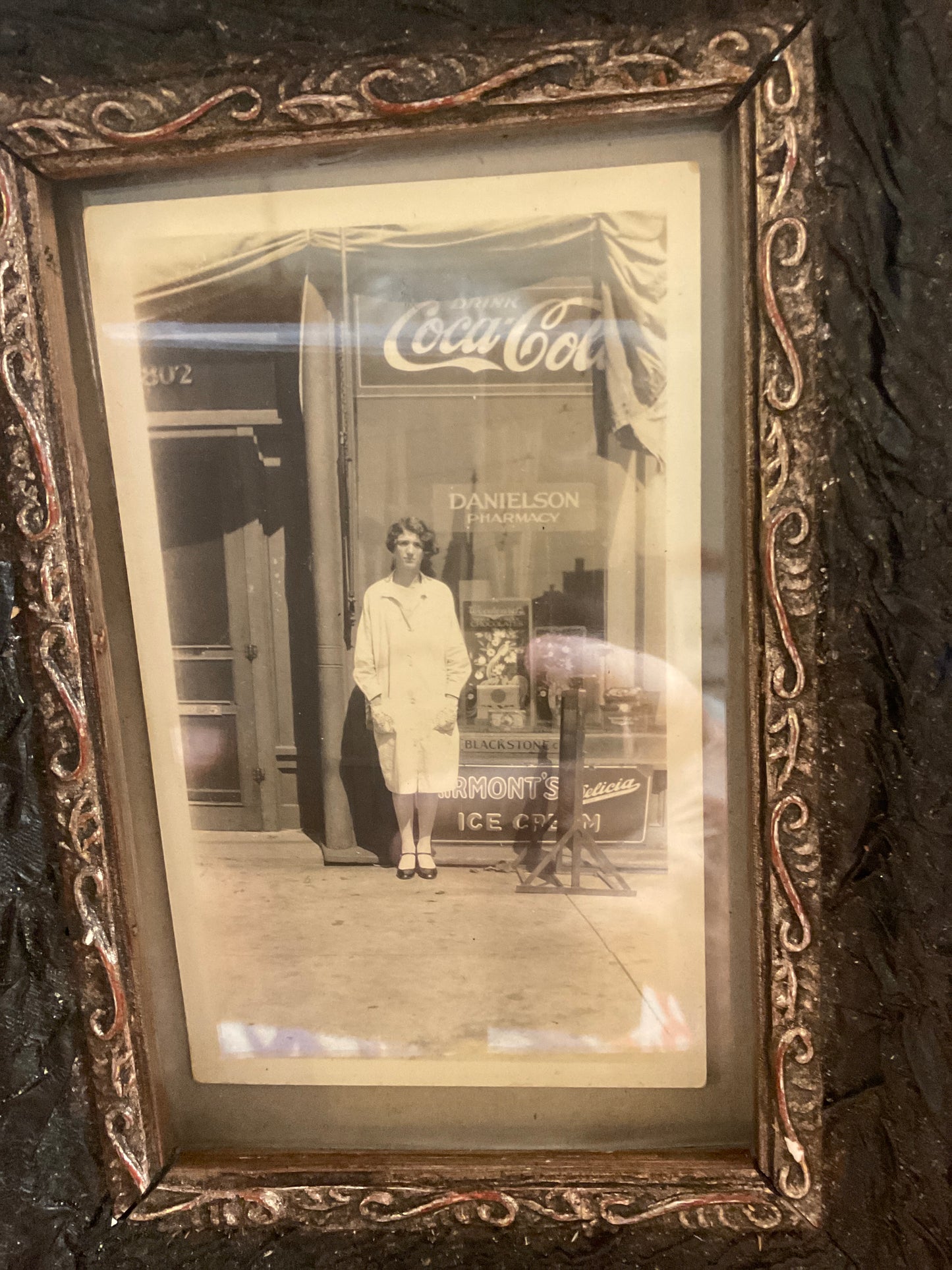 Vintage Frame w/Coca-Cola Photo