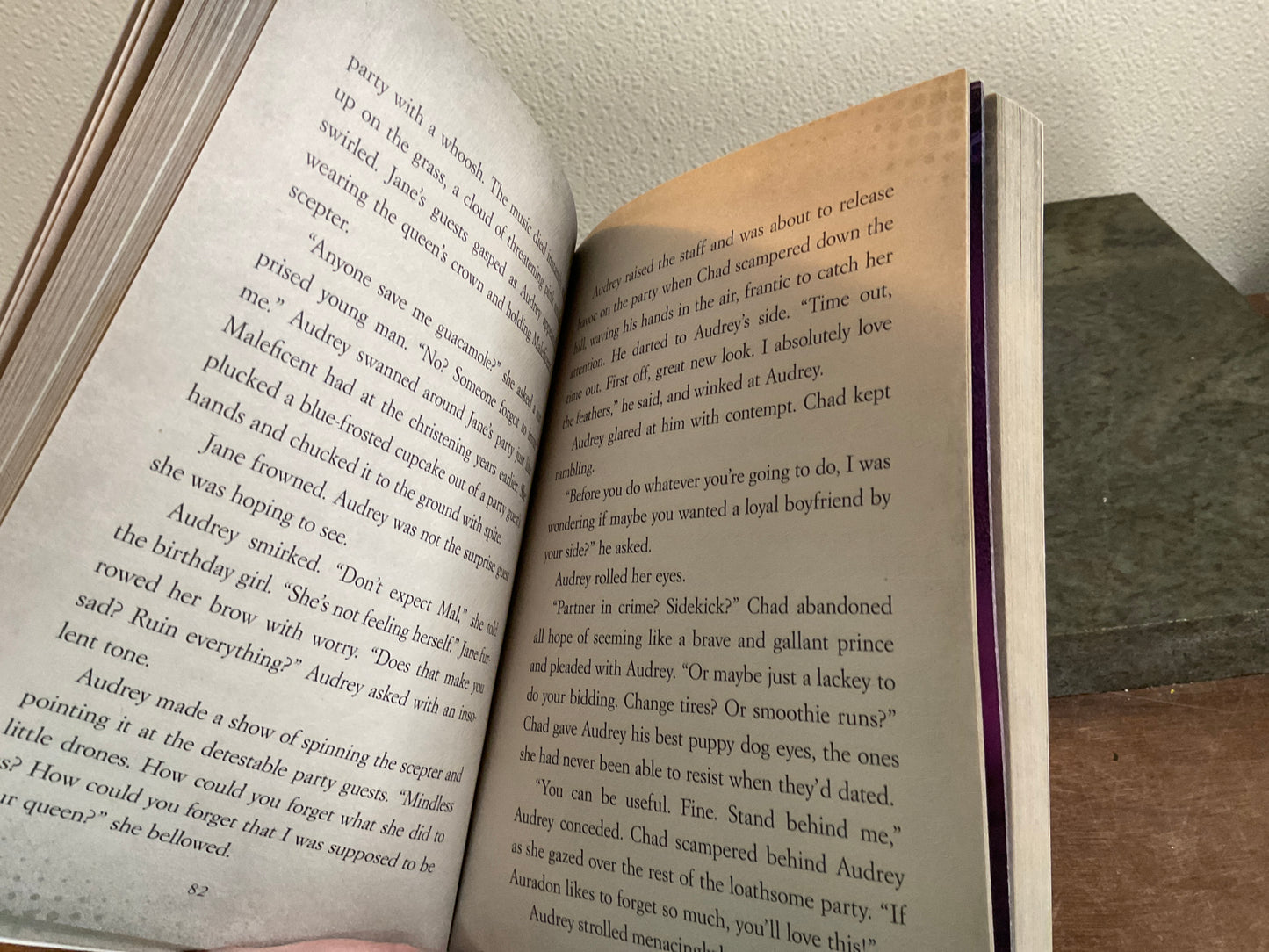 Book Disney Descendants Three