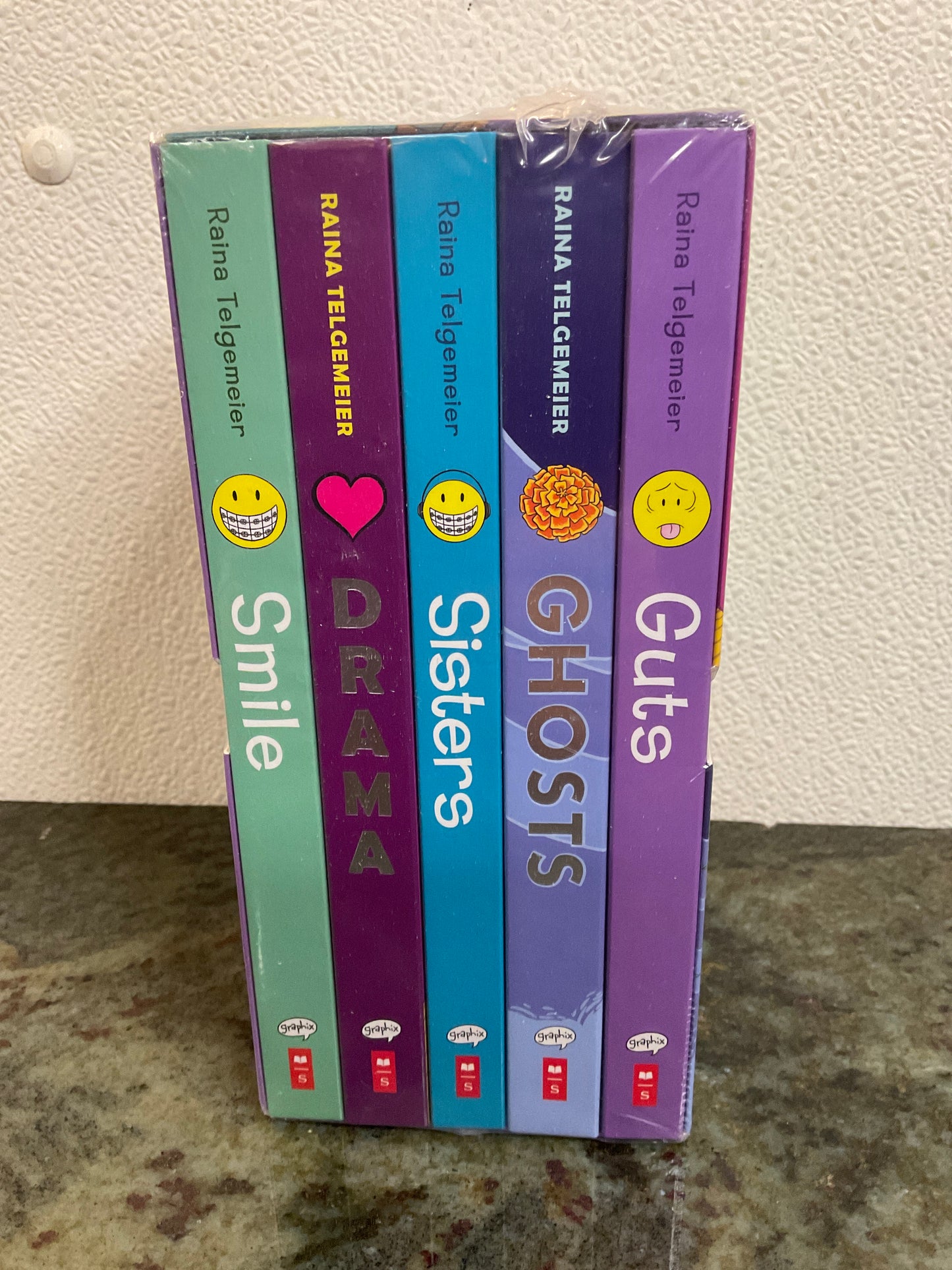 Raina Telgemeier Five Book Collection