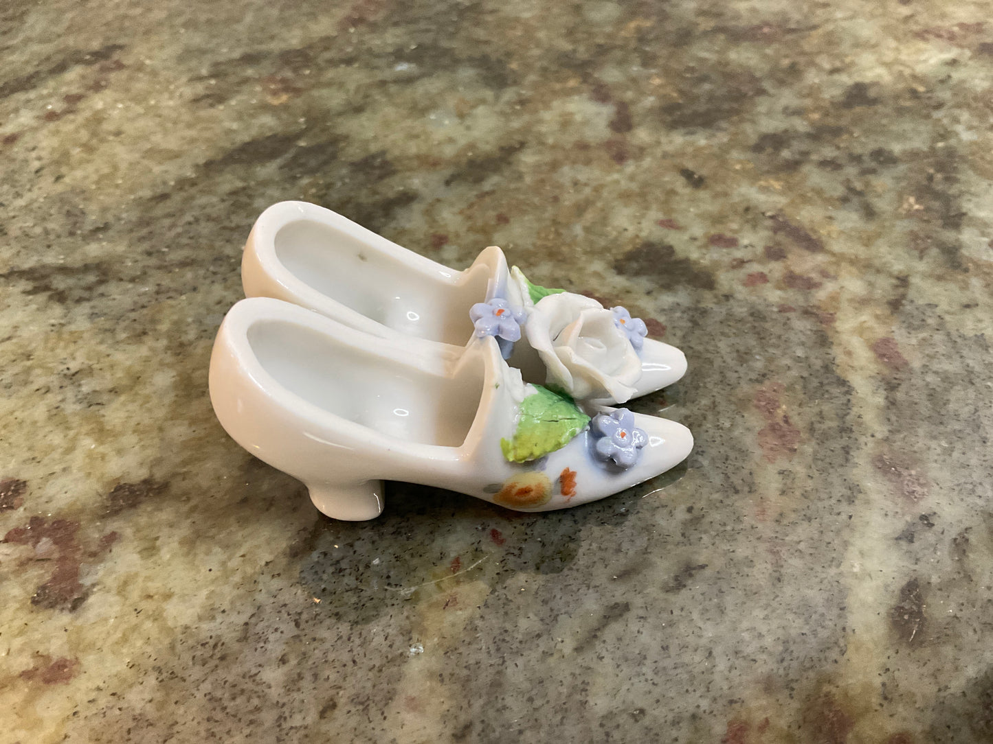 Pr Shoes Figurine