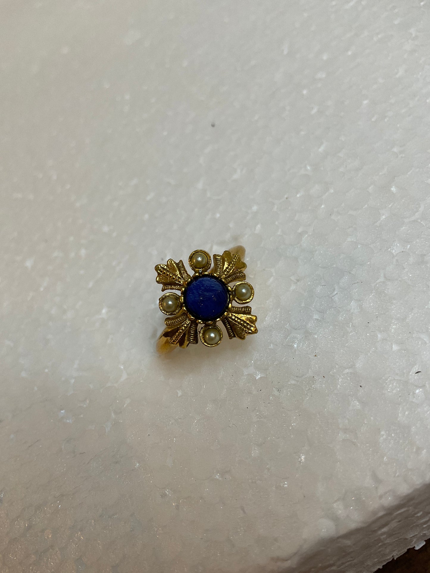 Avon Viennese Collection Ring