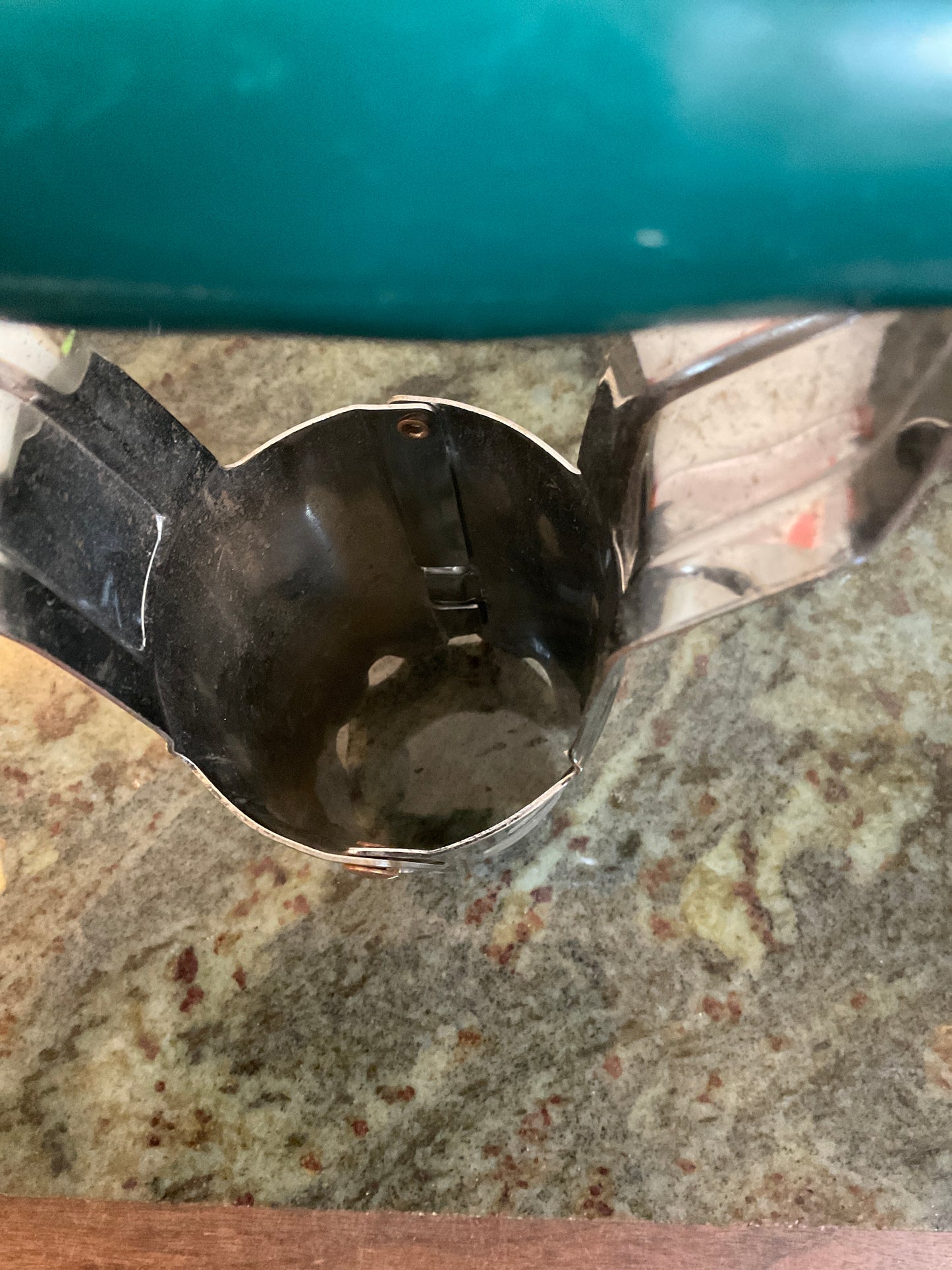 Metal Bulb Planter