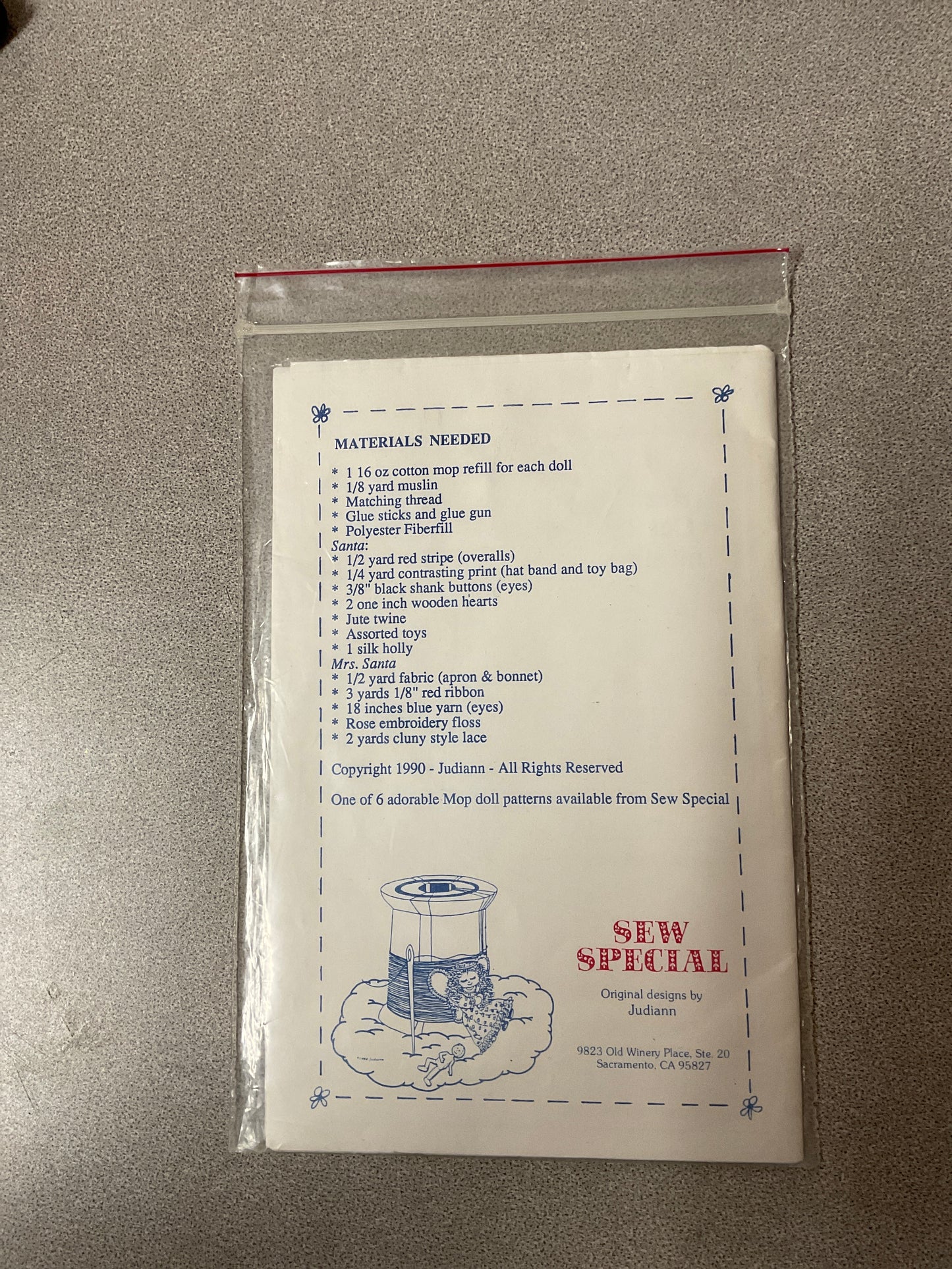 Sew Special “Mops Be-Claus”