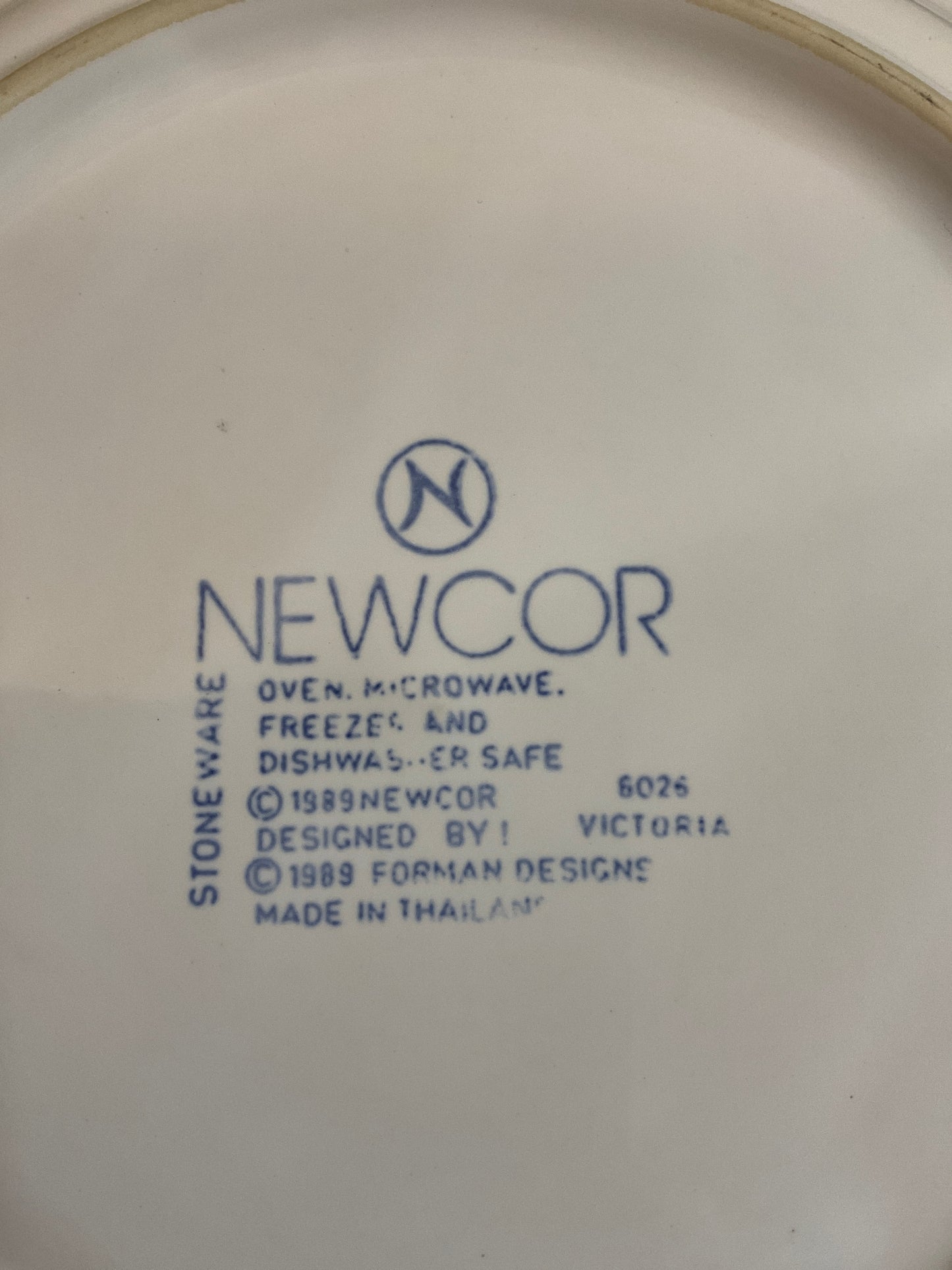 Newcor Stoneware 10 5/8” Dinner Plate