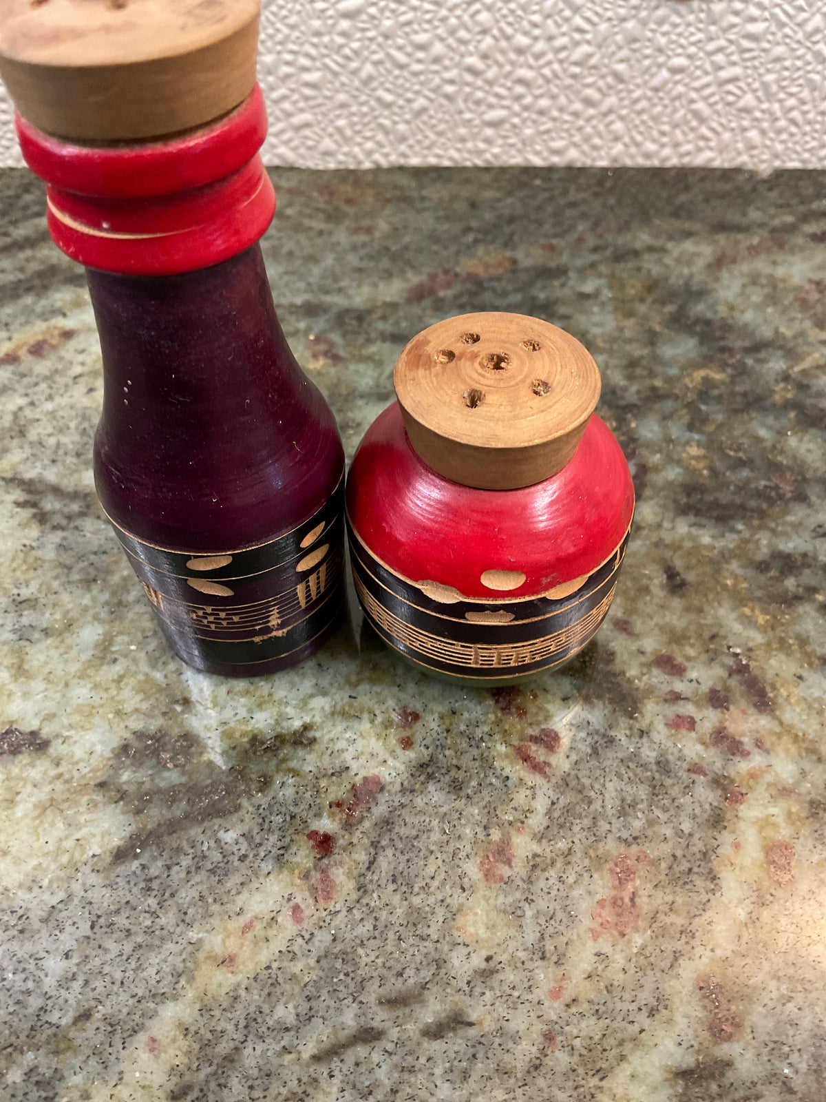 H d Carved and Painted Salt & Pepper Shakers