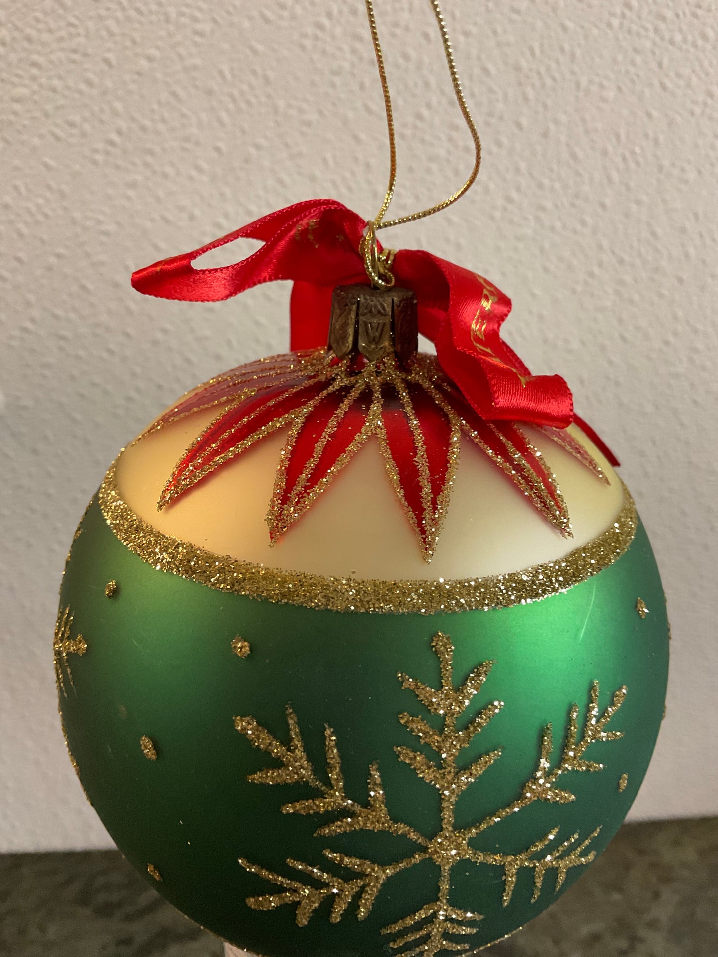 Waterford Holiday Heirlooms Four Seasons Winer Ball Glass Ornament