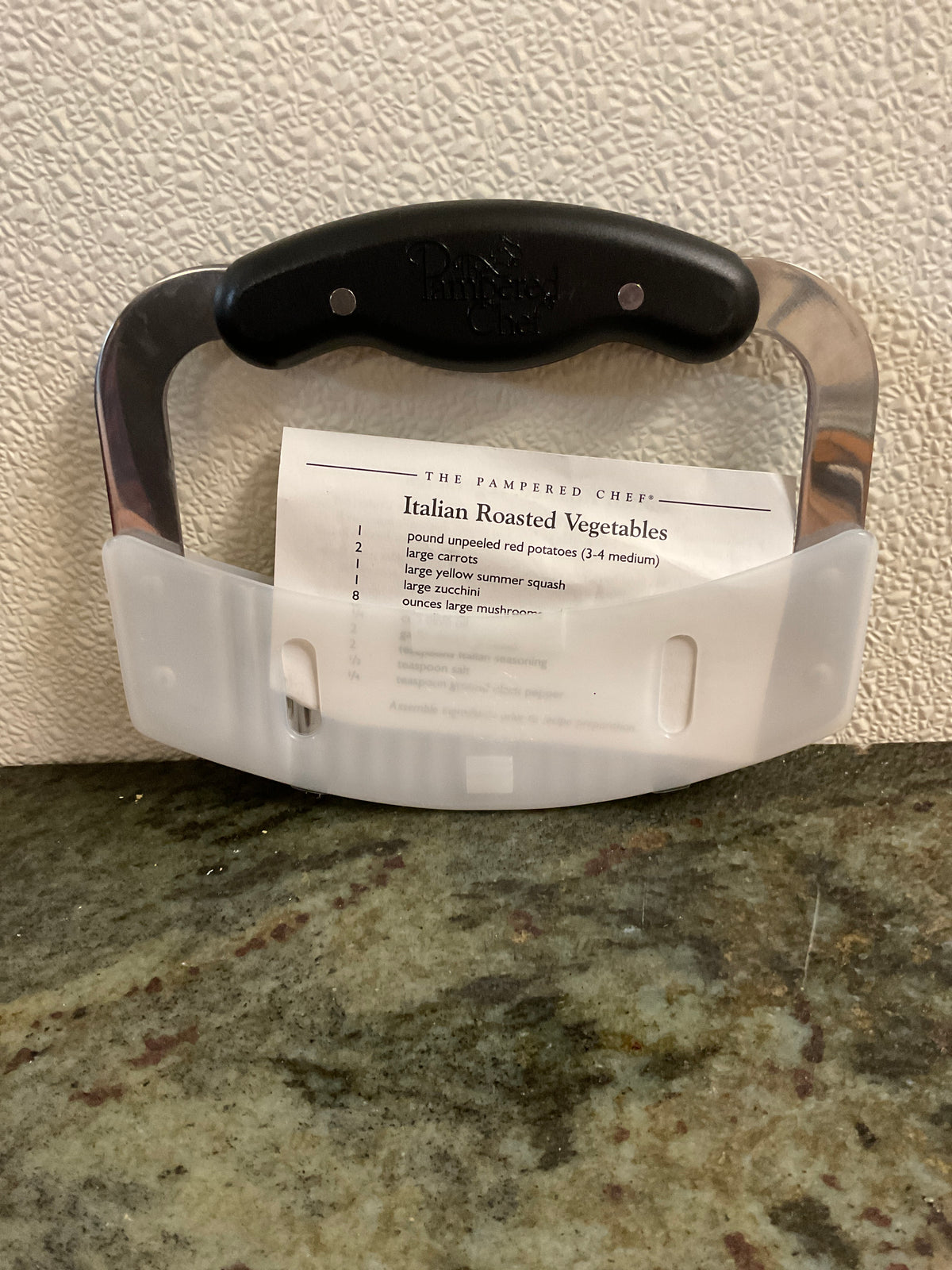 Pampered Chef Crinkle Cutter