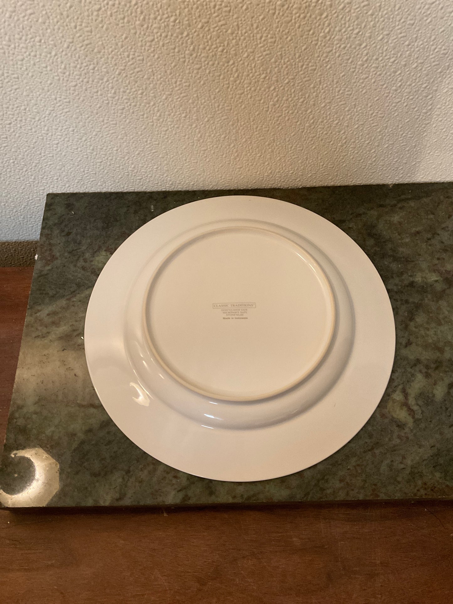 Vintage Classic Traditions Dinner Plate Set Of 4