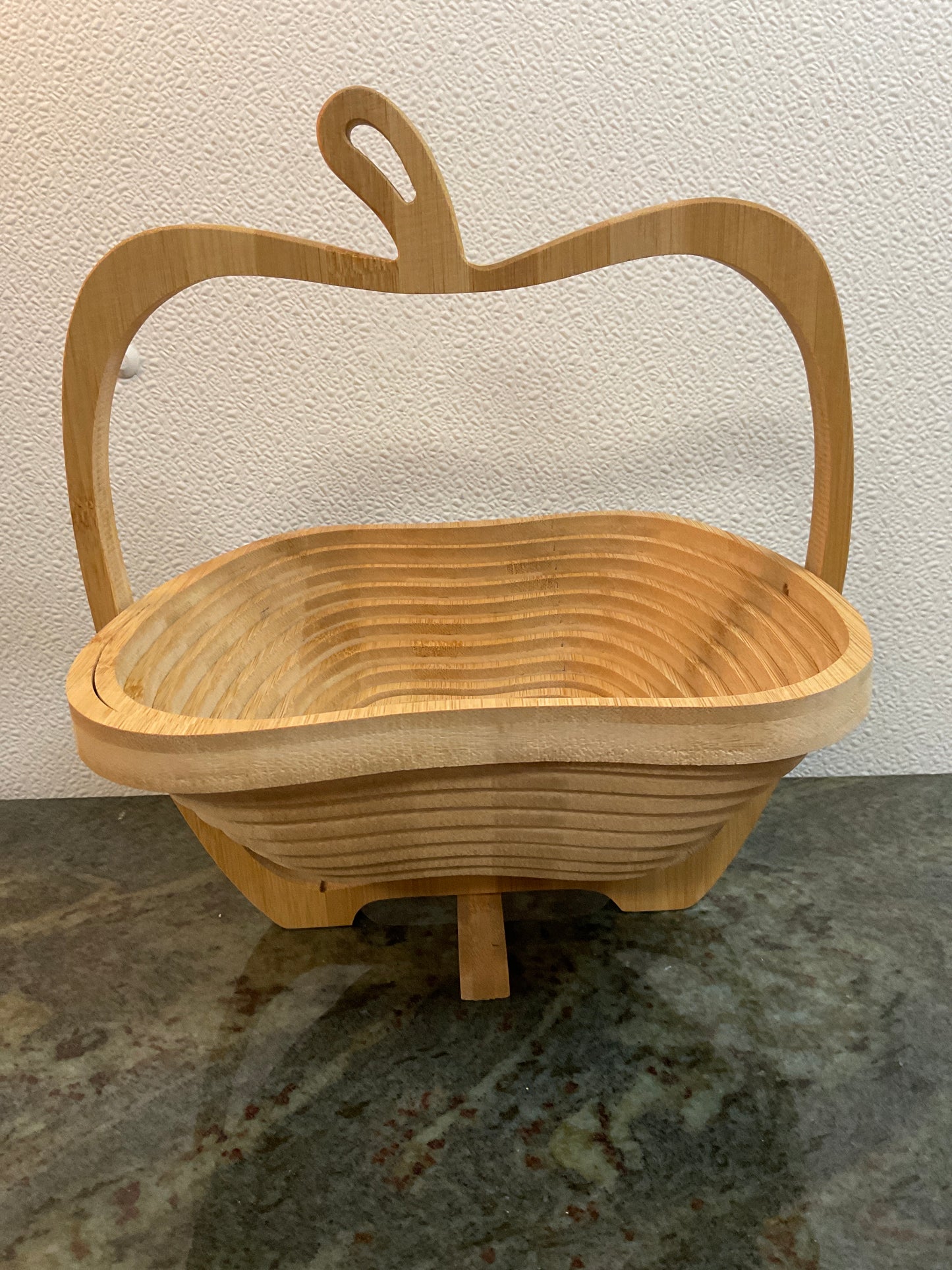 Collapsible Fruit Basket