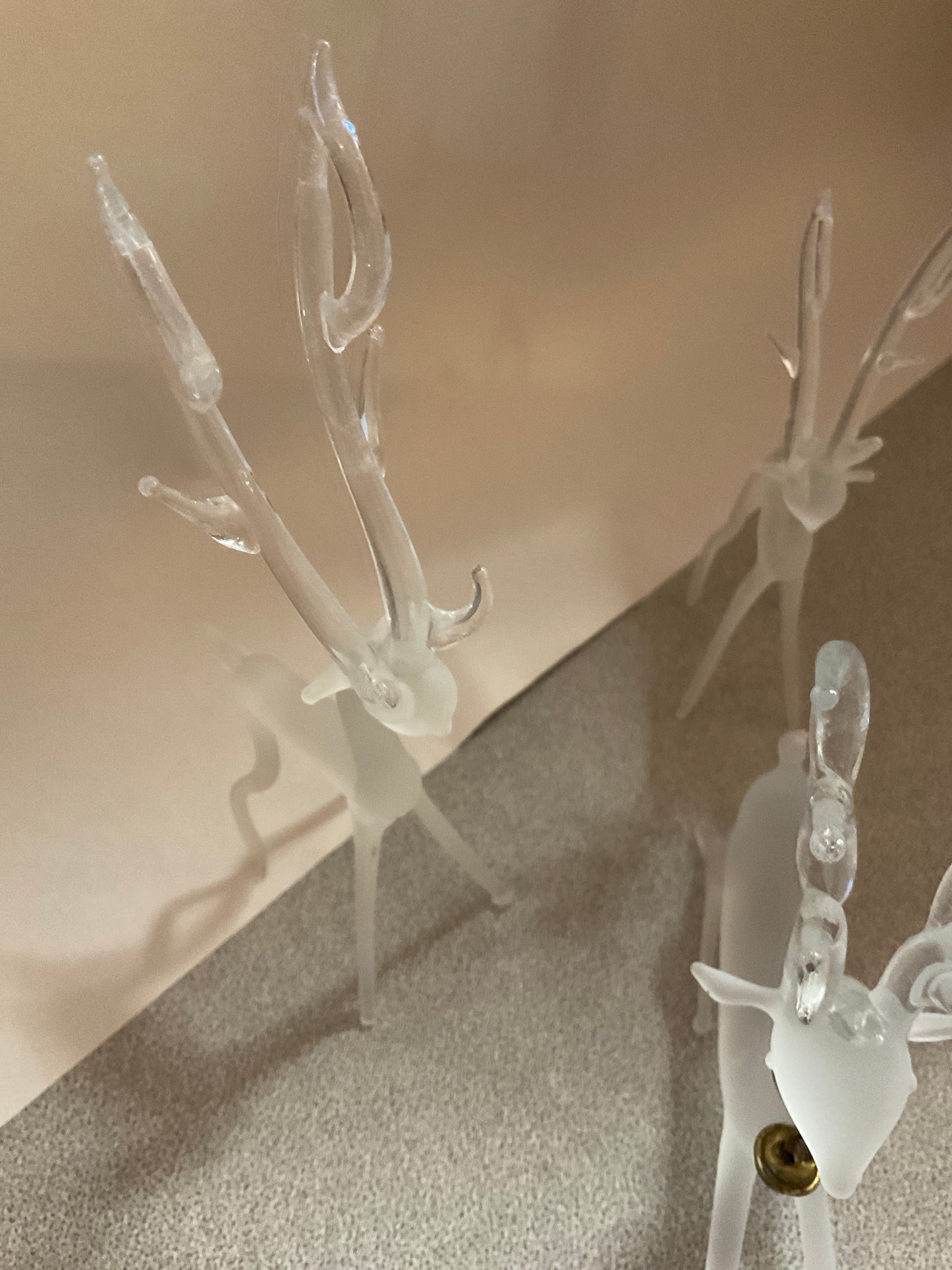 Vintage Silvestri Frosted Glass Reindeer Set
