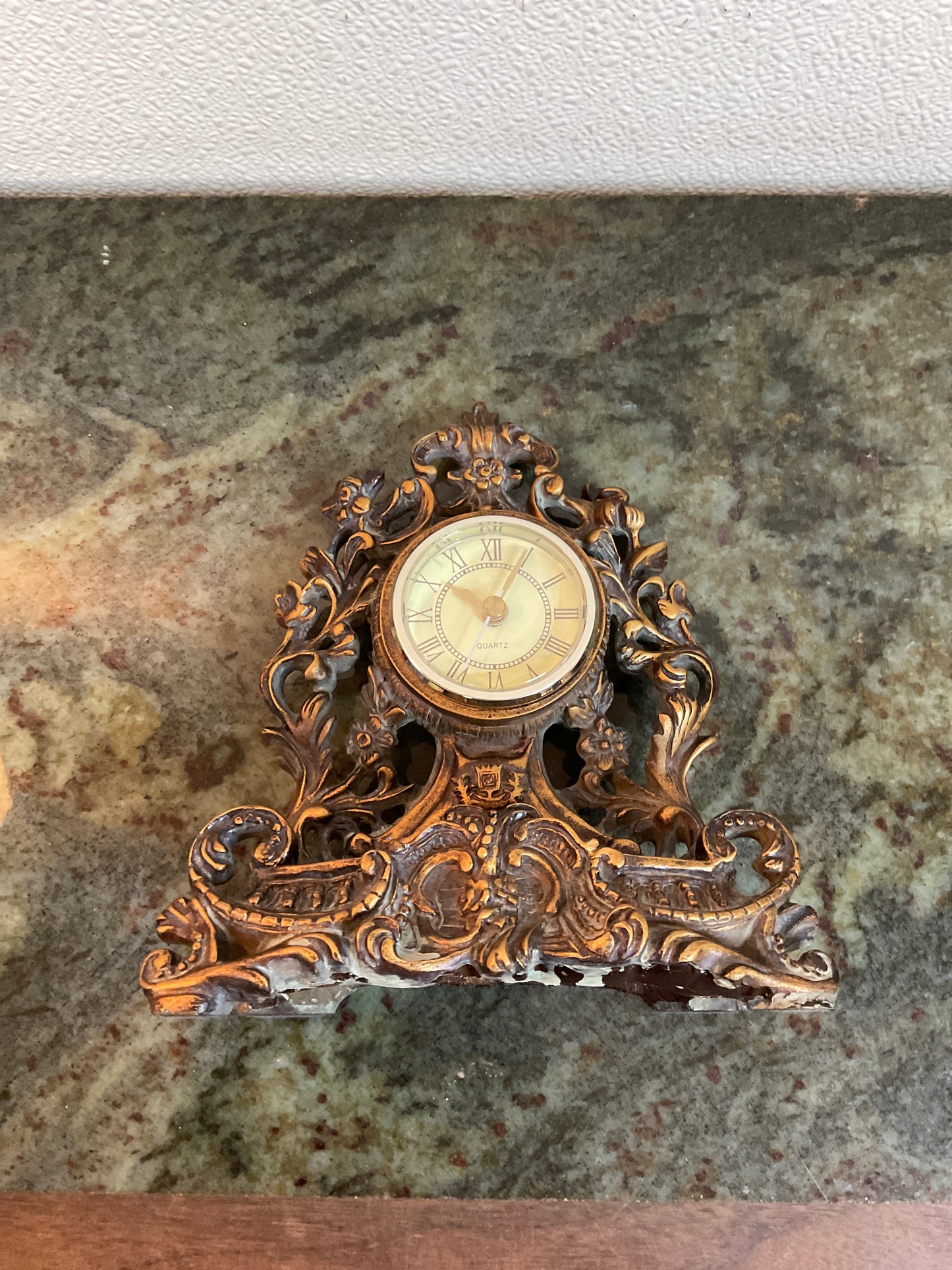 Ornate Resin Quartz Mantel Clock