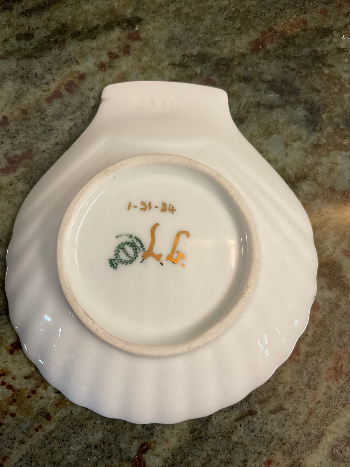 Porcelain Shell Trinket Dish