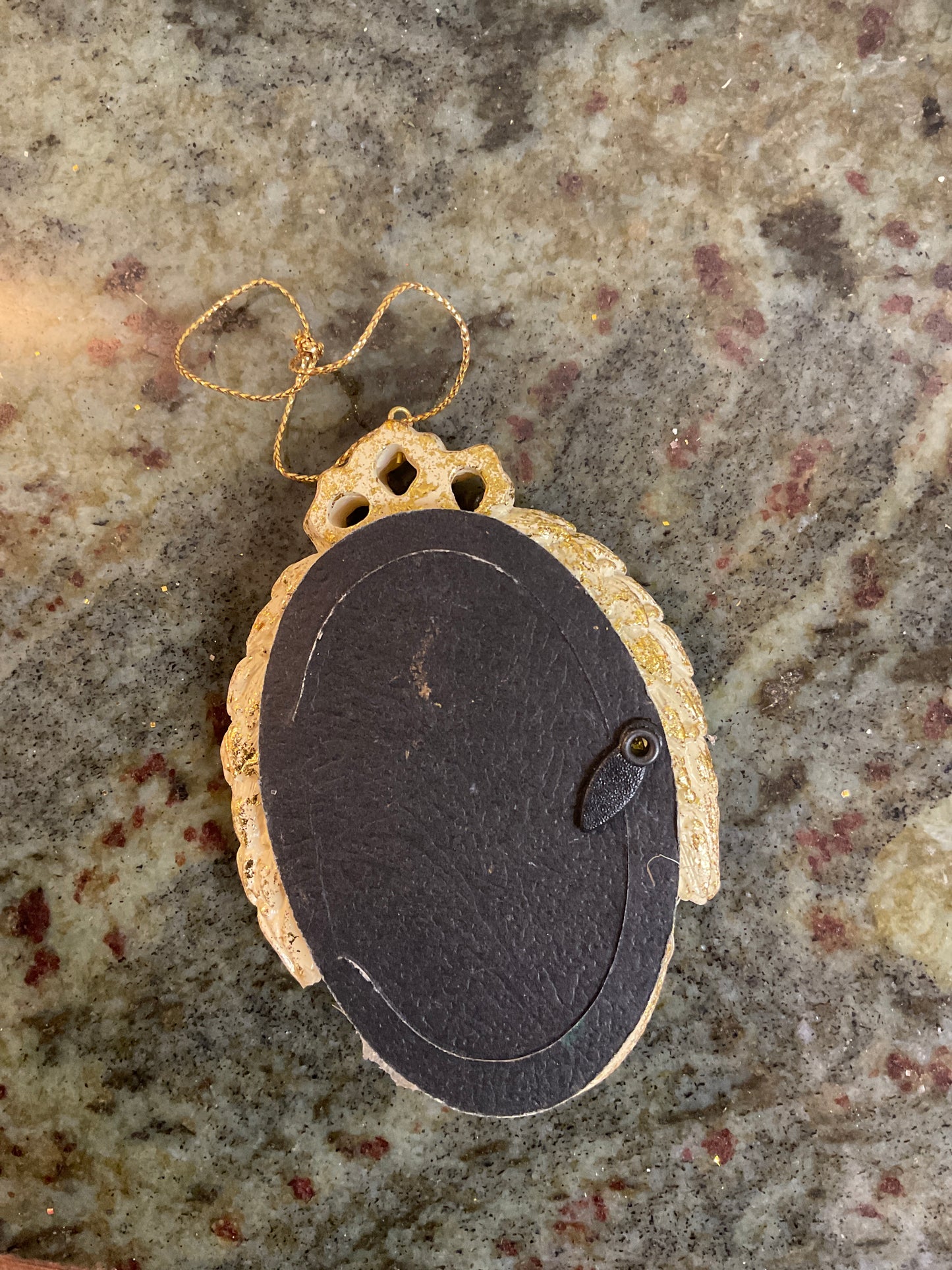 Vintage Frame Ornament