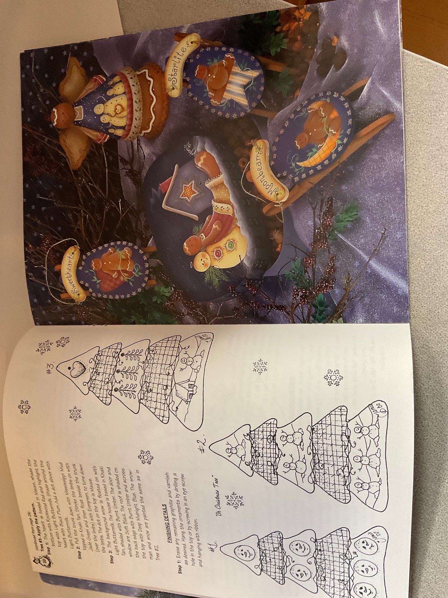 Magazine Christmastime Between the Vines
