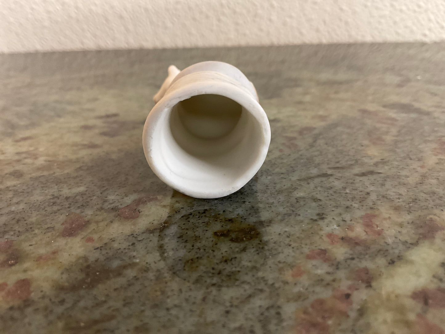 Vintage Enesco Ceramic Cow Thimble