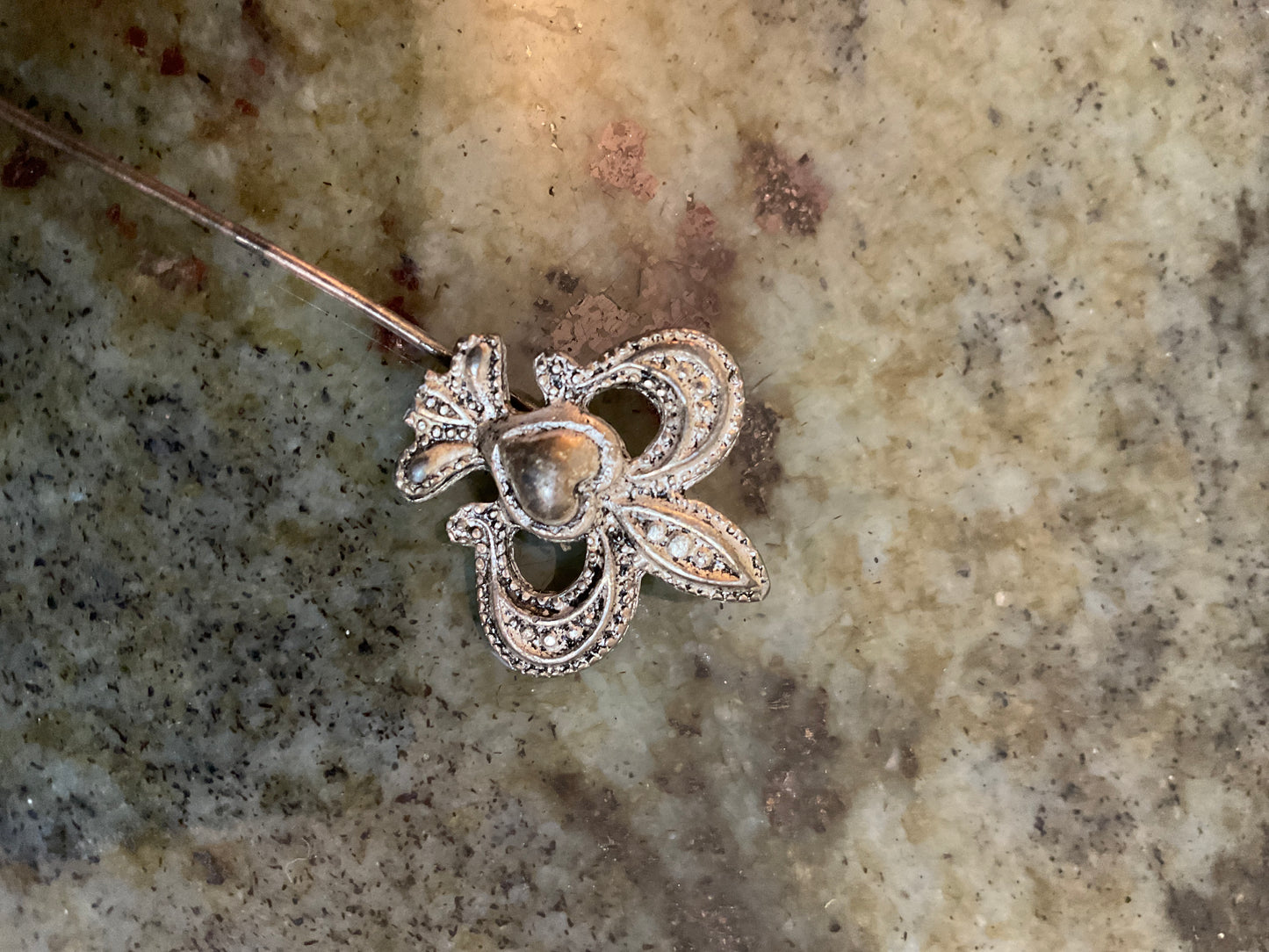 Fleur De Lis Pin