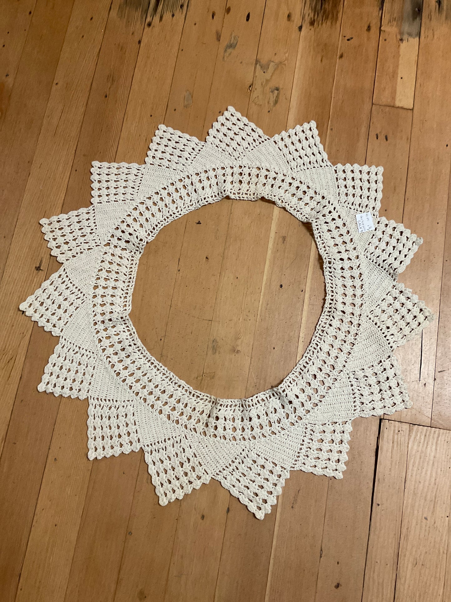 Vintage 31” crochet Doily Edge
