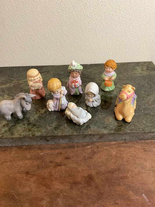 Vintage Avon Christmas Nativity Set
