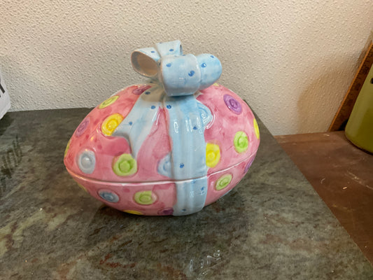 Ceramic Easter Egg Trinket Box