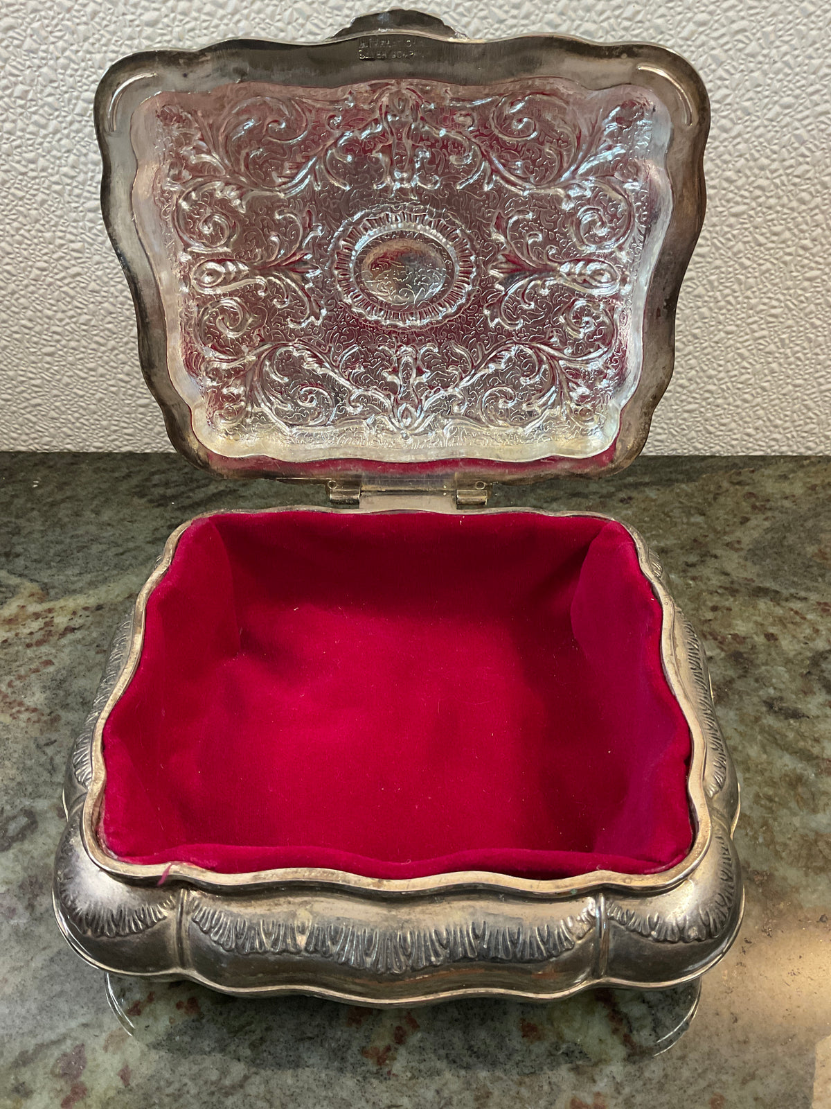 Vintage 1970’s International Silver Jewlery Box