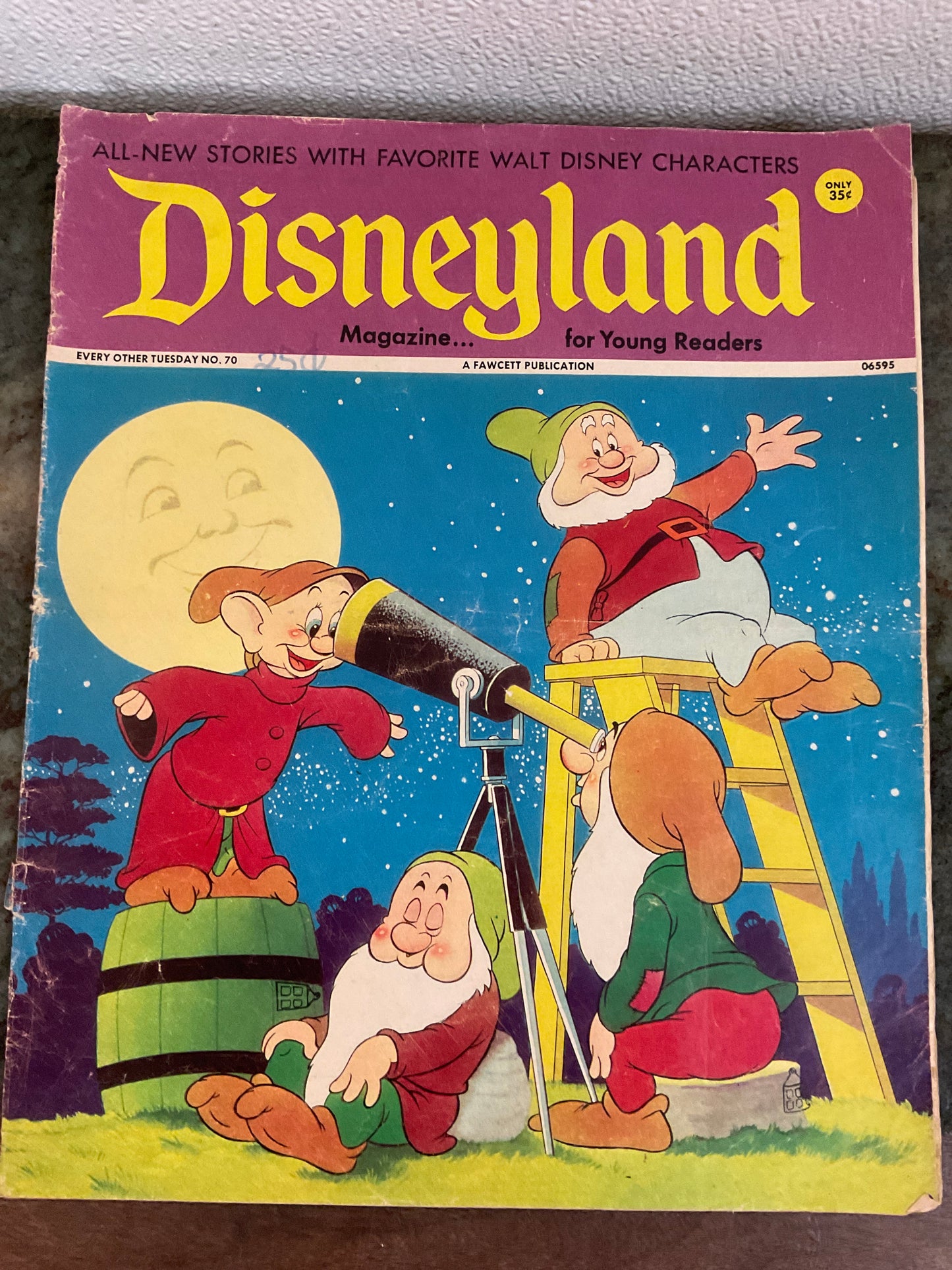 Disneyland Magazine #70