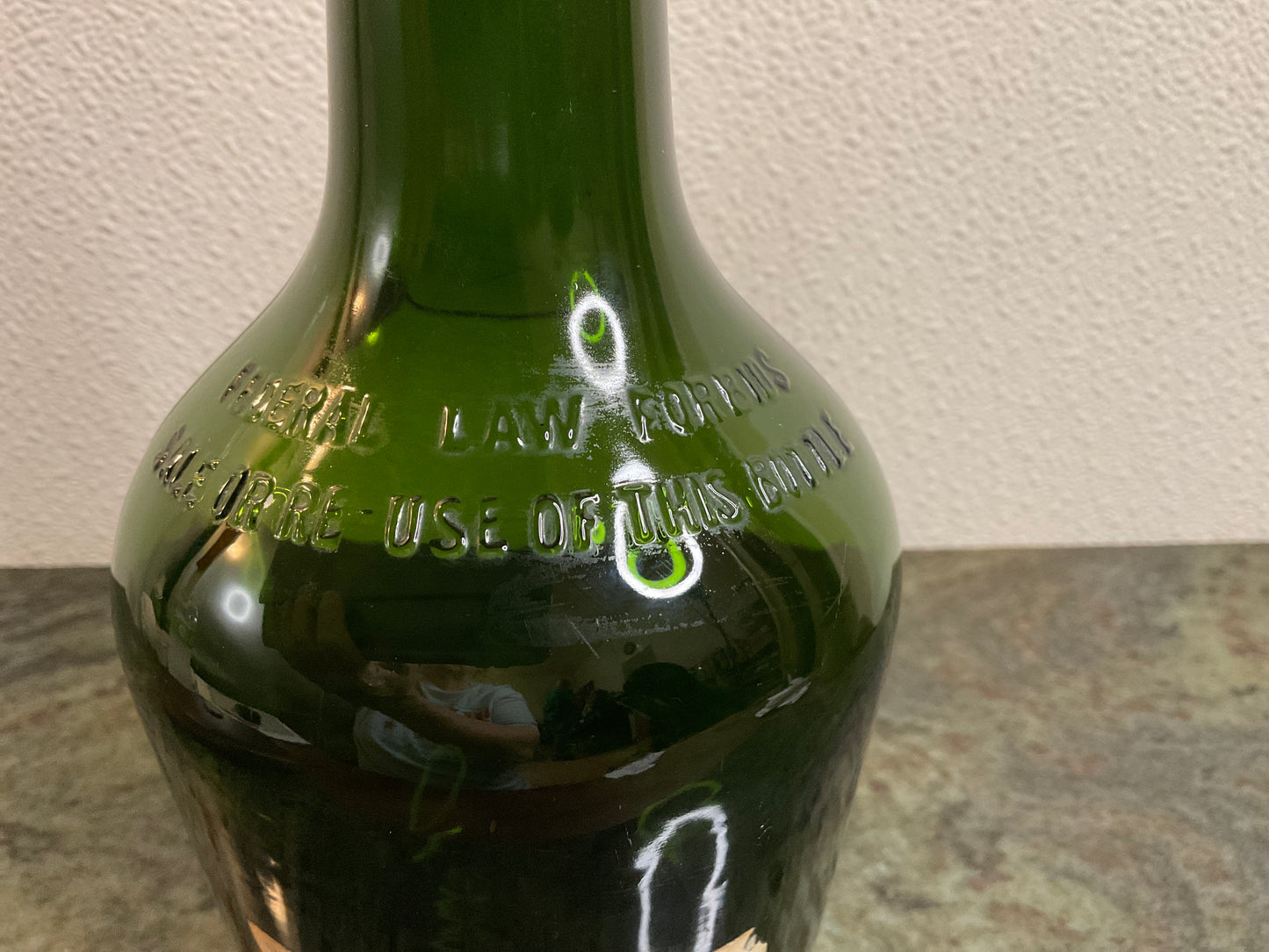 Vtg Scotch Whiskey Bottle  Vat 69