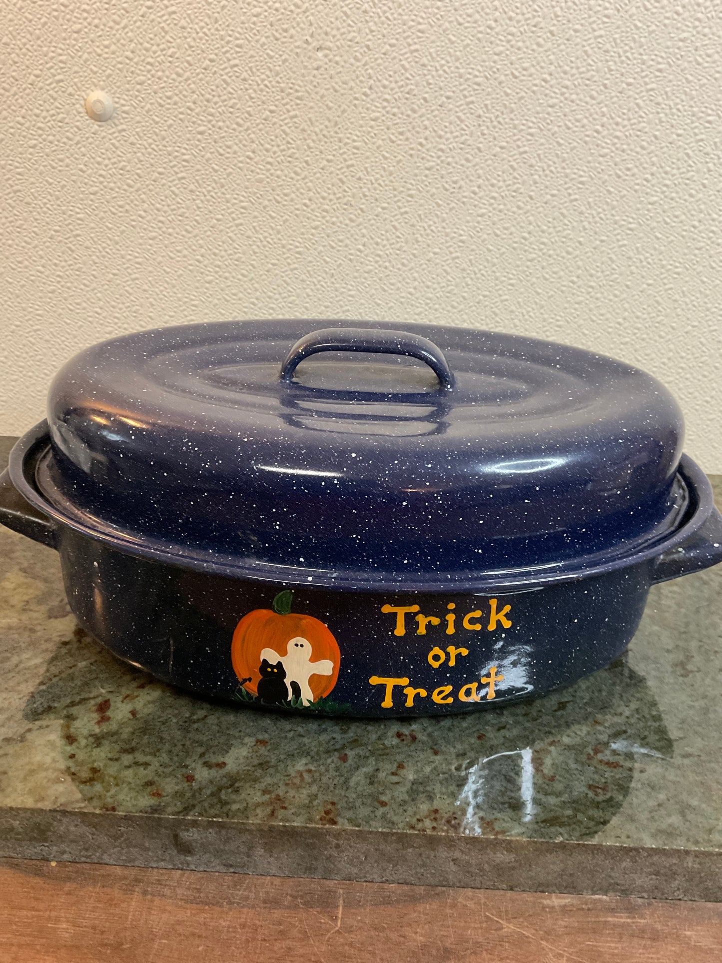 Vintage enamel Trick Or Treat Pan