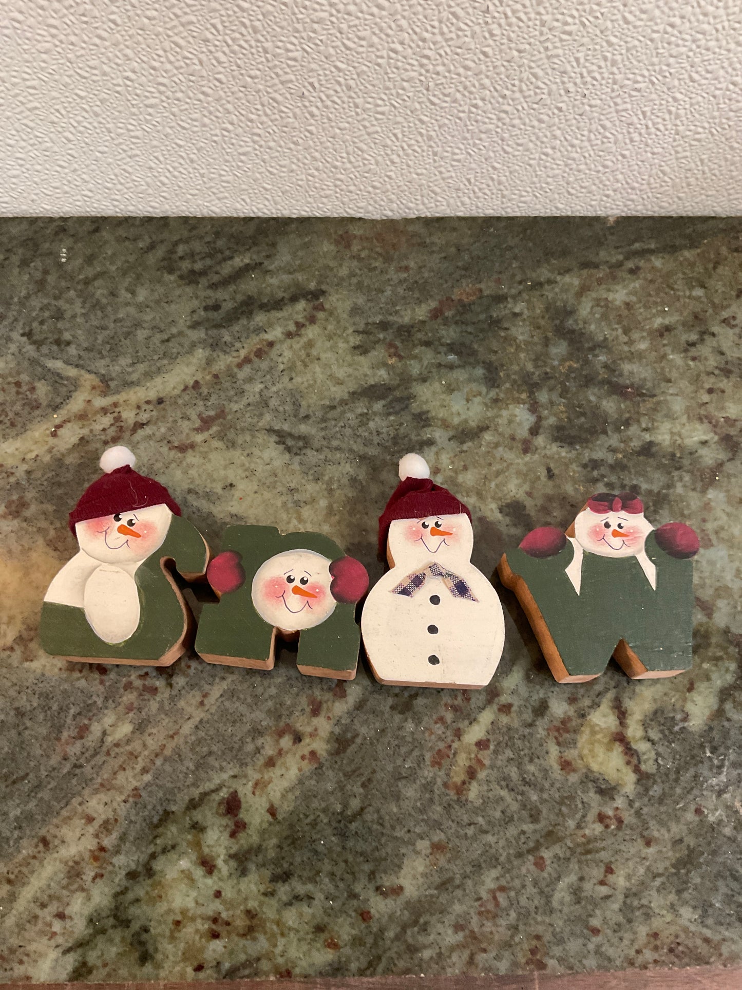 “SNOW” Wood Snowman Decor