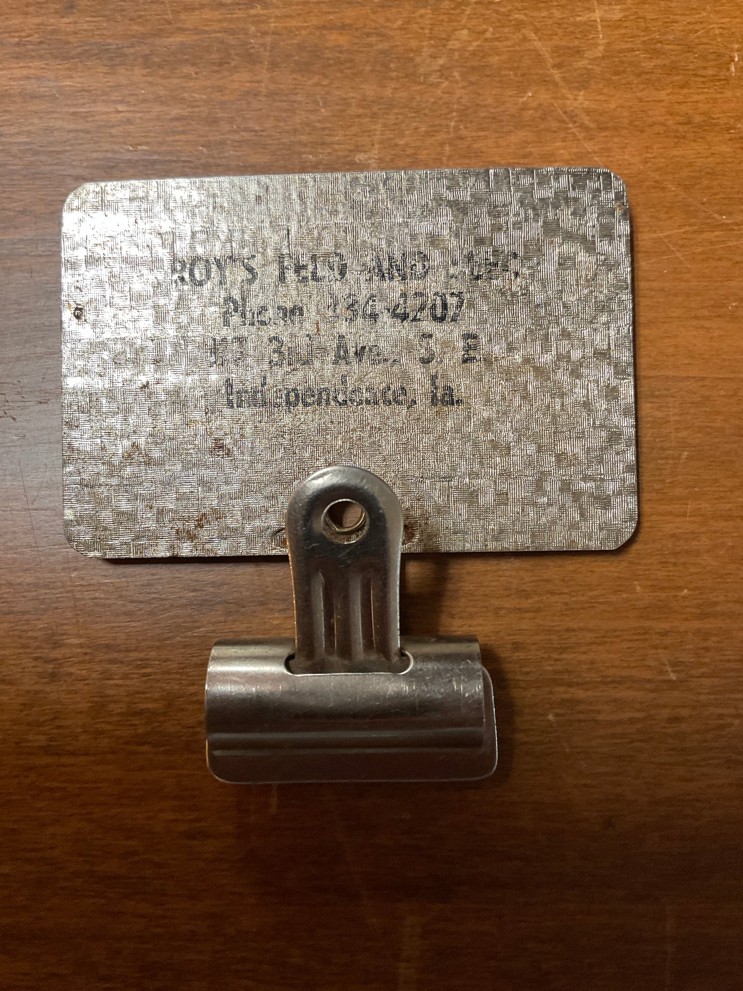 Vtg Roy’s Feed & Seed Metal Magnetic Clip