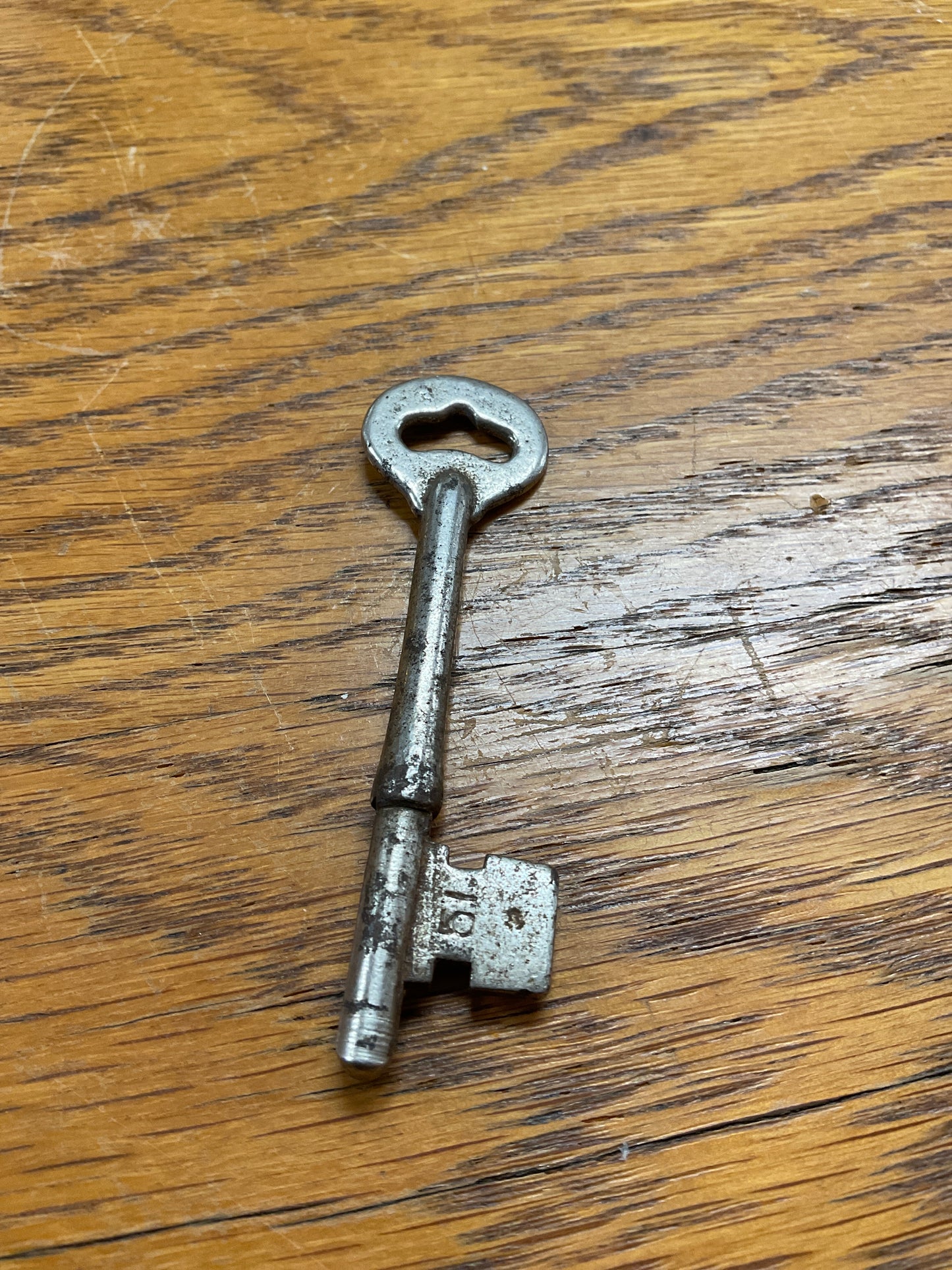 Vintage Skeleton Keys