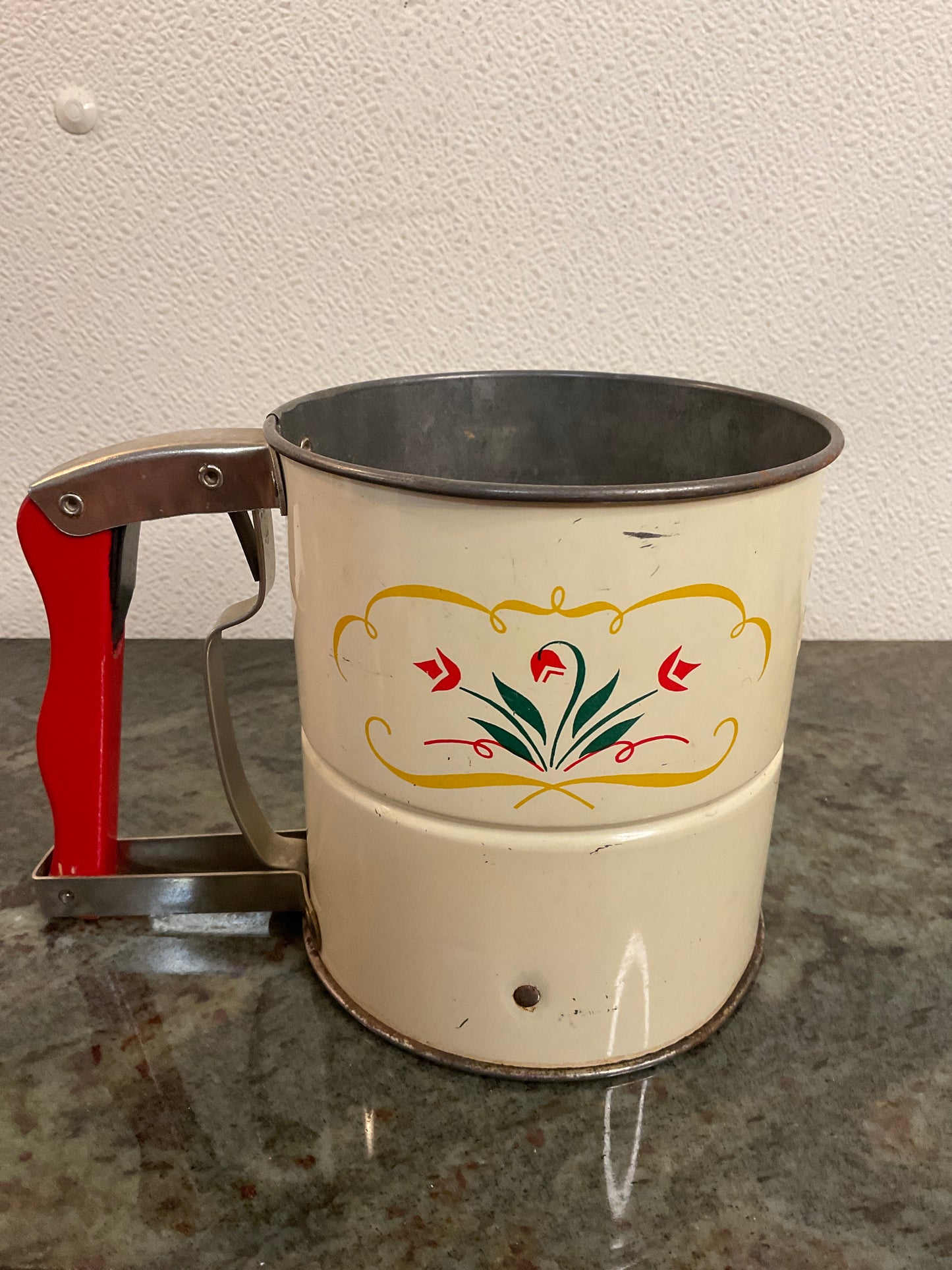 Vintage Androck Hand-I-Siff Flour Sifter