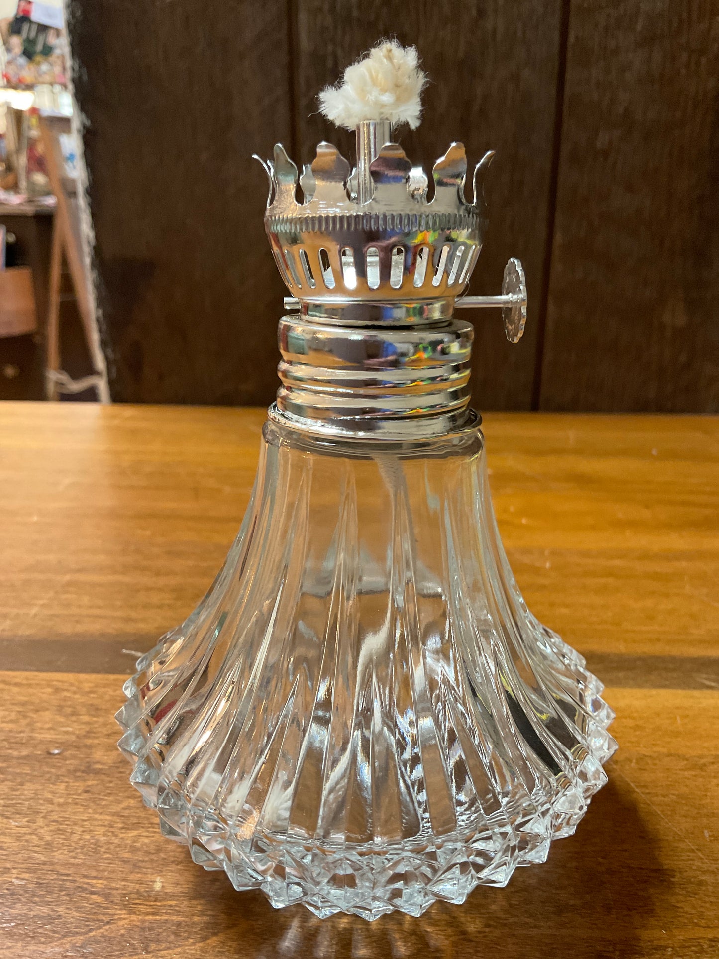 Vtg Diamond Glass Oil Lamp W/no chimney
