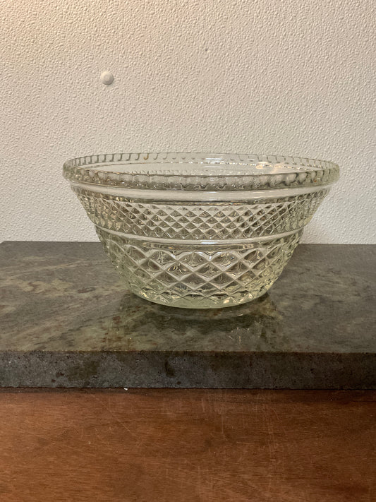 Vintage Wexford Anchor Hocking Salad, Punch, or Decoration Bowl