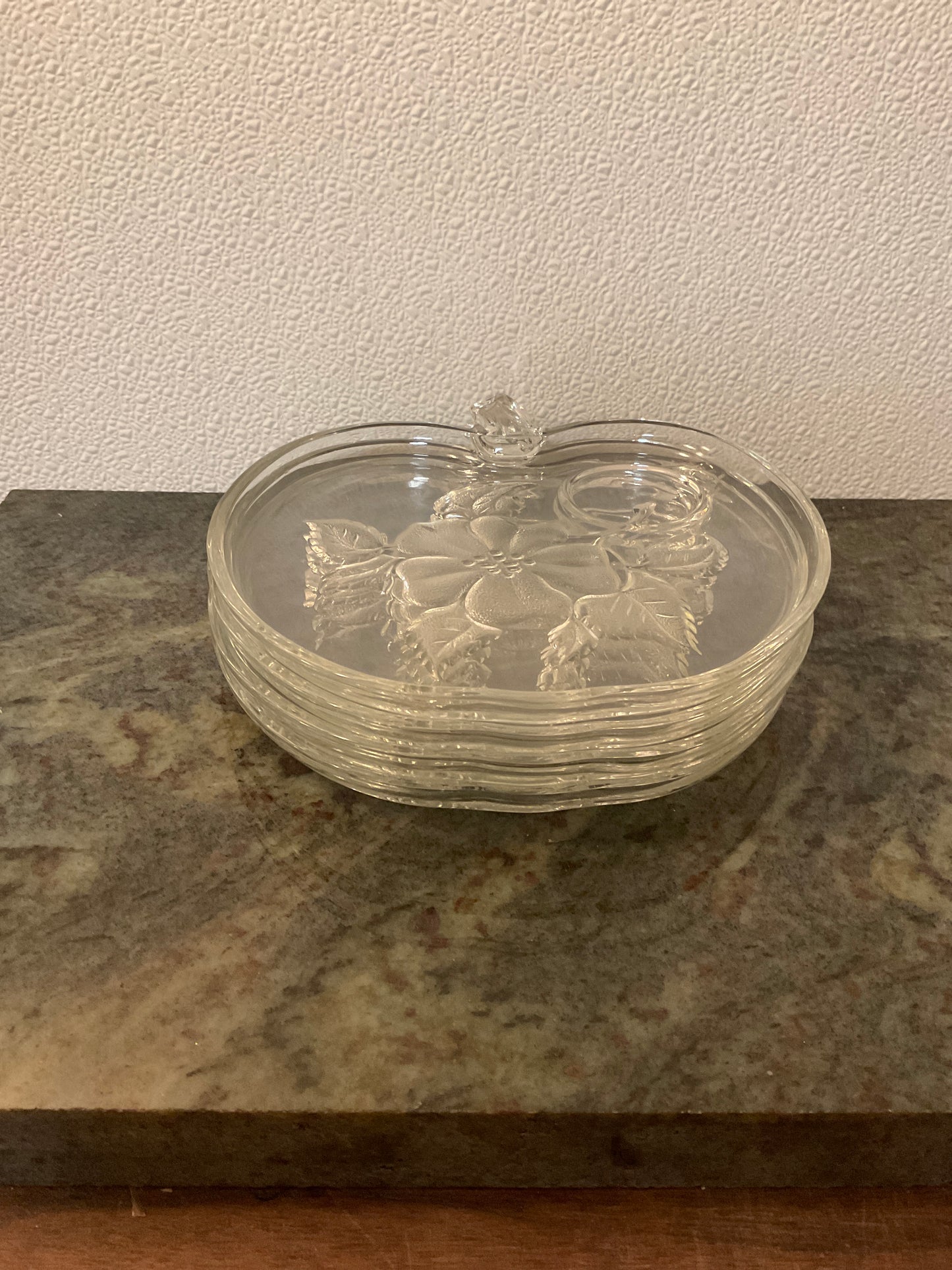 Vintage Apple Shaped Luncheon Tray Set of 4
