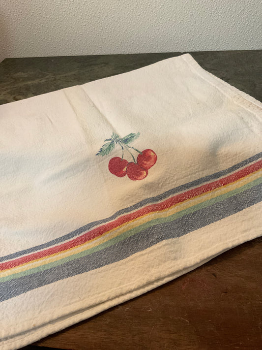 Vintage Tea Towel ‘Cherries’