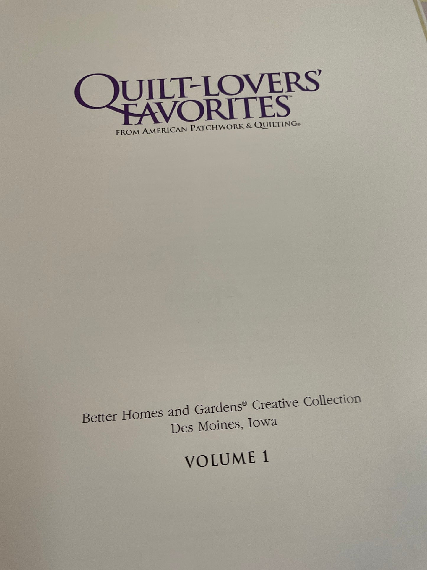 Book Quilt-Lovers’ Favorites Vol 1 2001