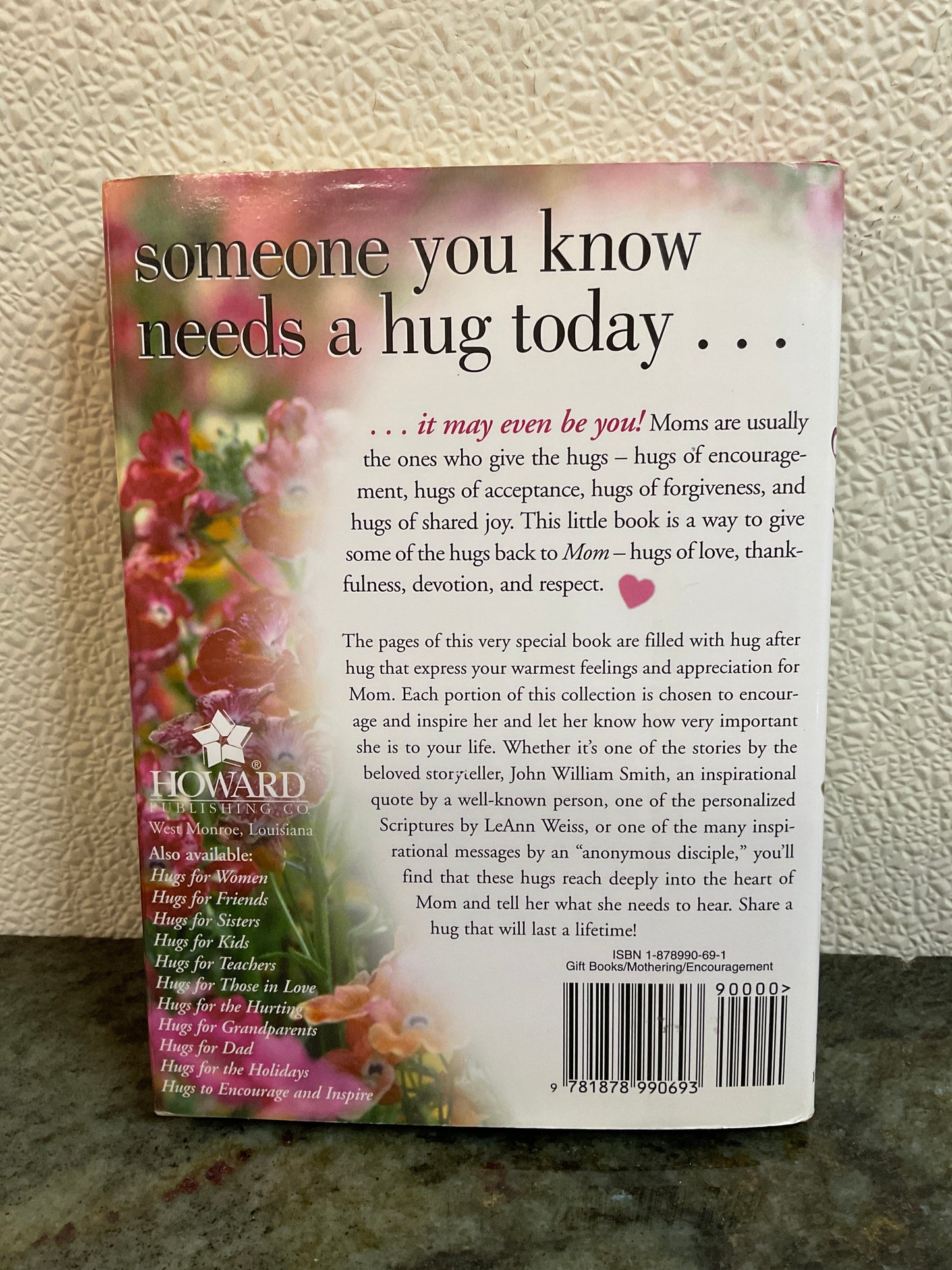 Book ‘Hugs for Mom’ 1997