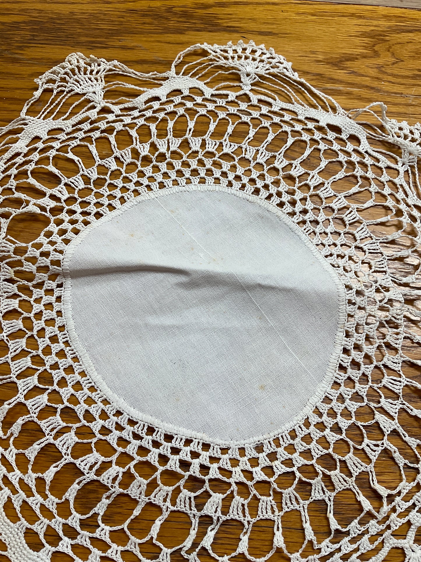 Linen/Lace Doily 15”
