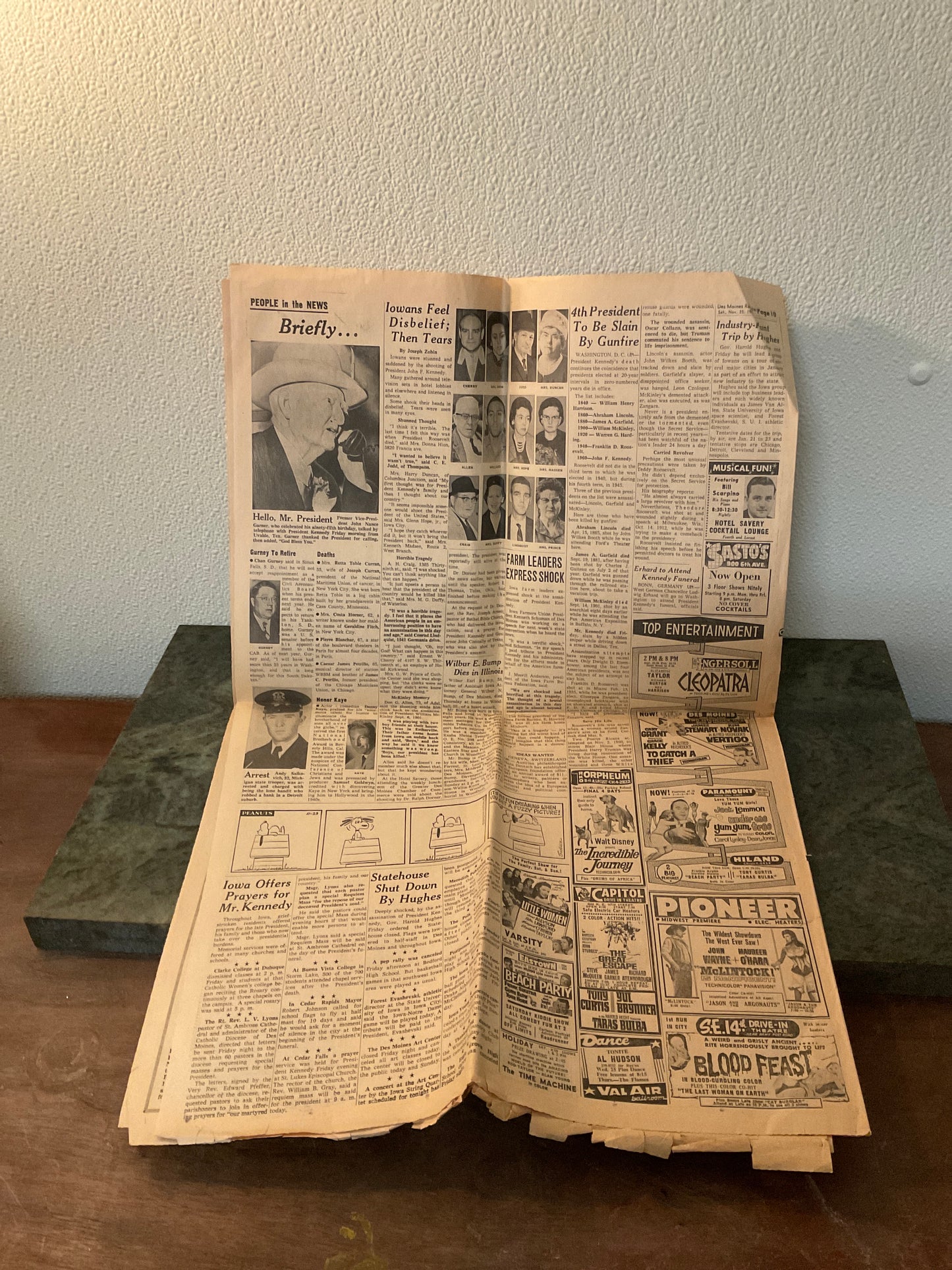 Vintage The Des Moines Register Newspaper November 23 1963