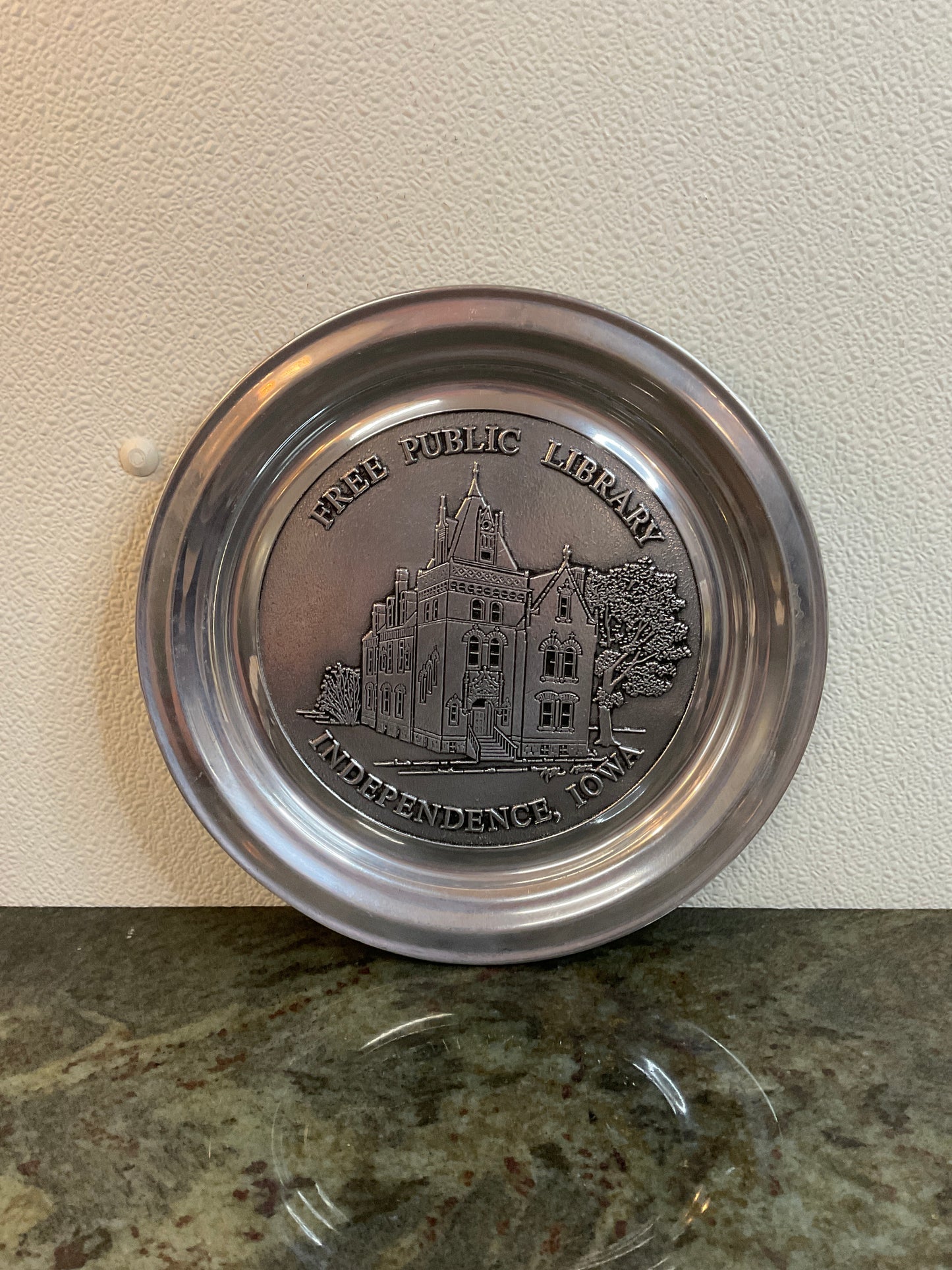 Free Public Library Independence,IA Pewter Plate