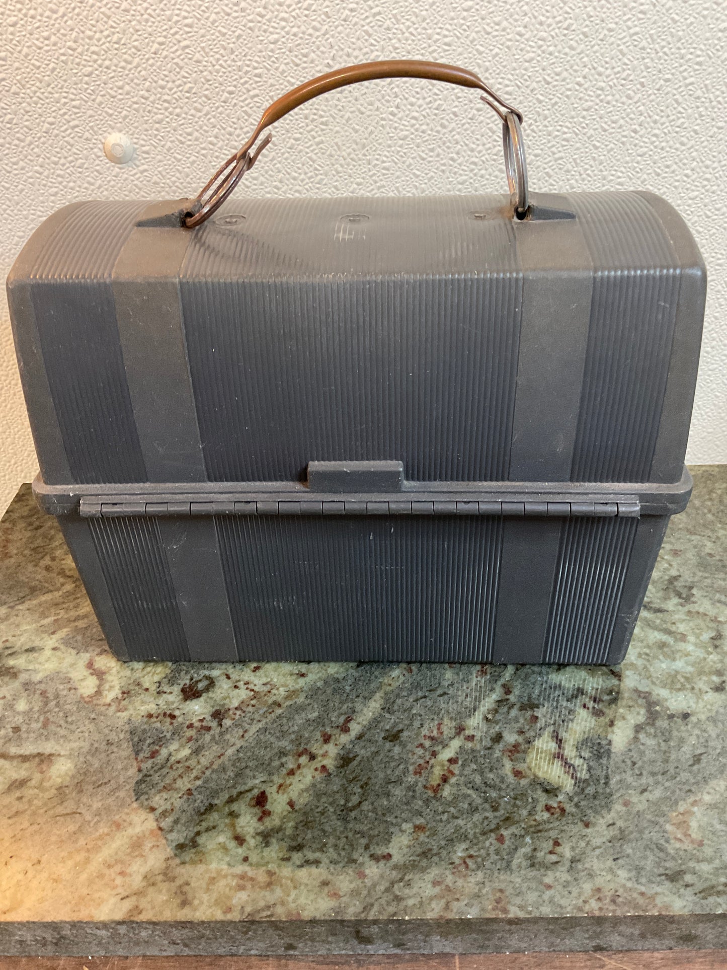 Aladdin Grey Plastic Dome Top LunchBox