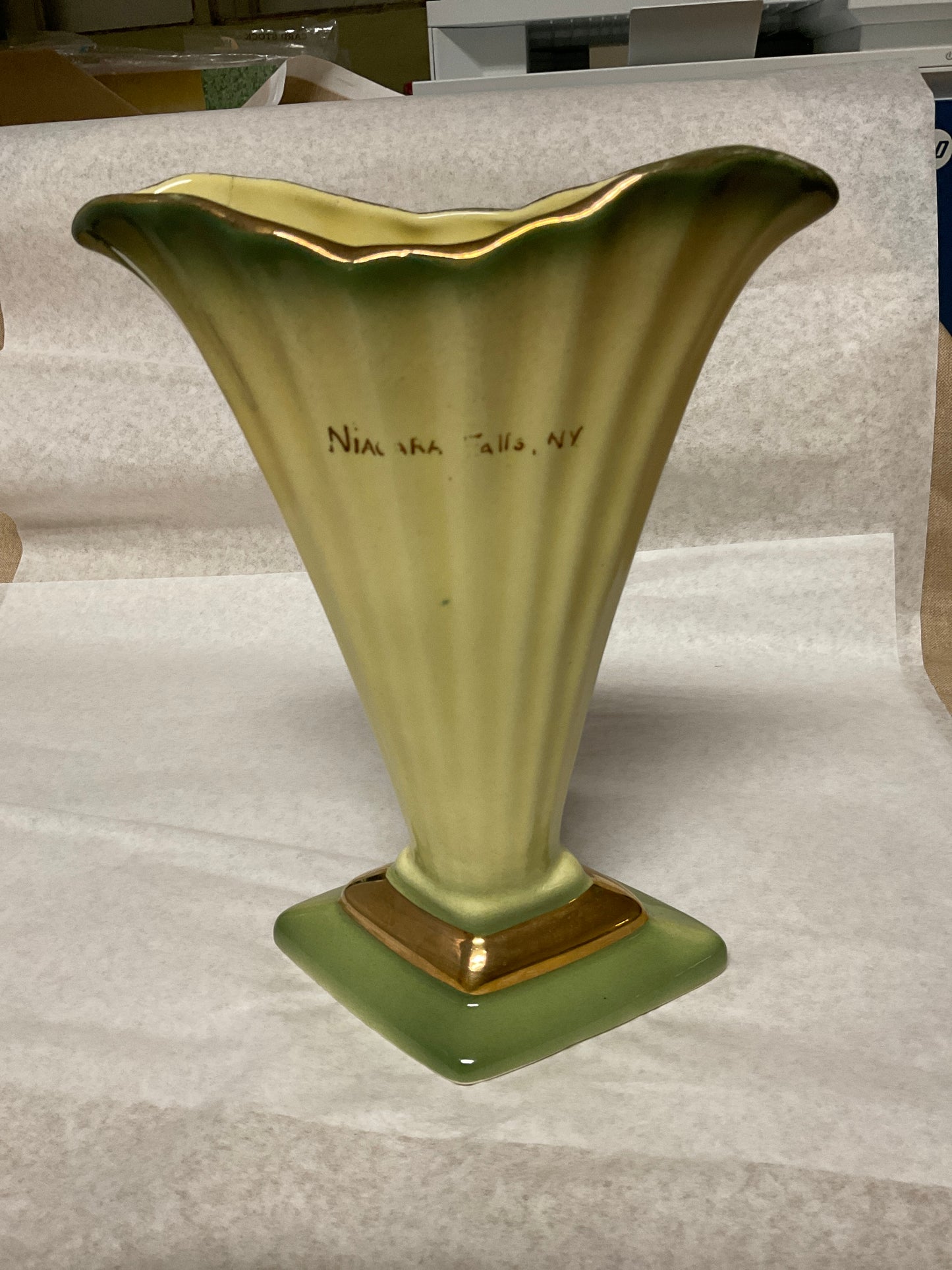 Vintage Vase with Niagara Falls, NY