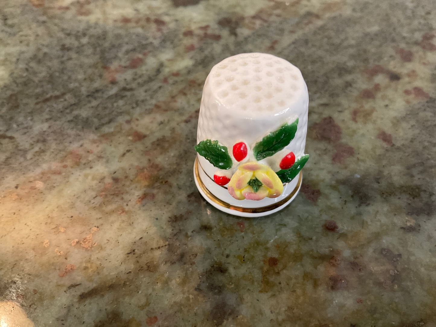 Vtg Napcoware Bone China Flower Thimble