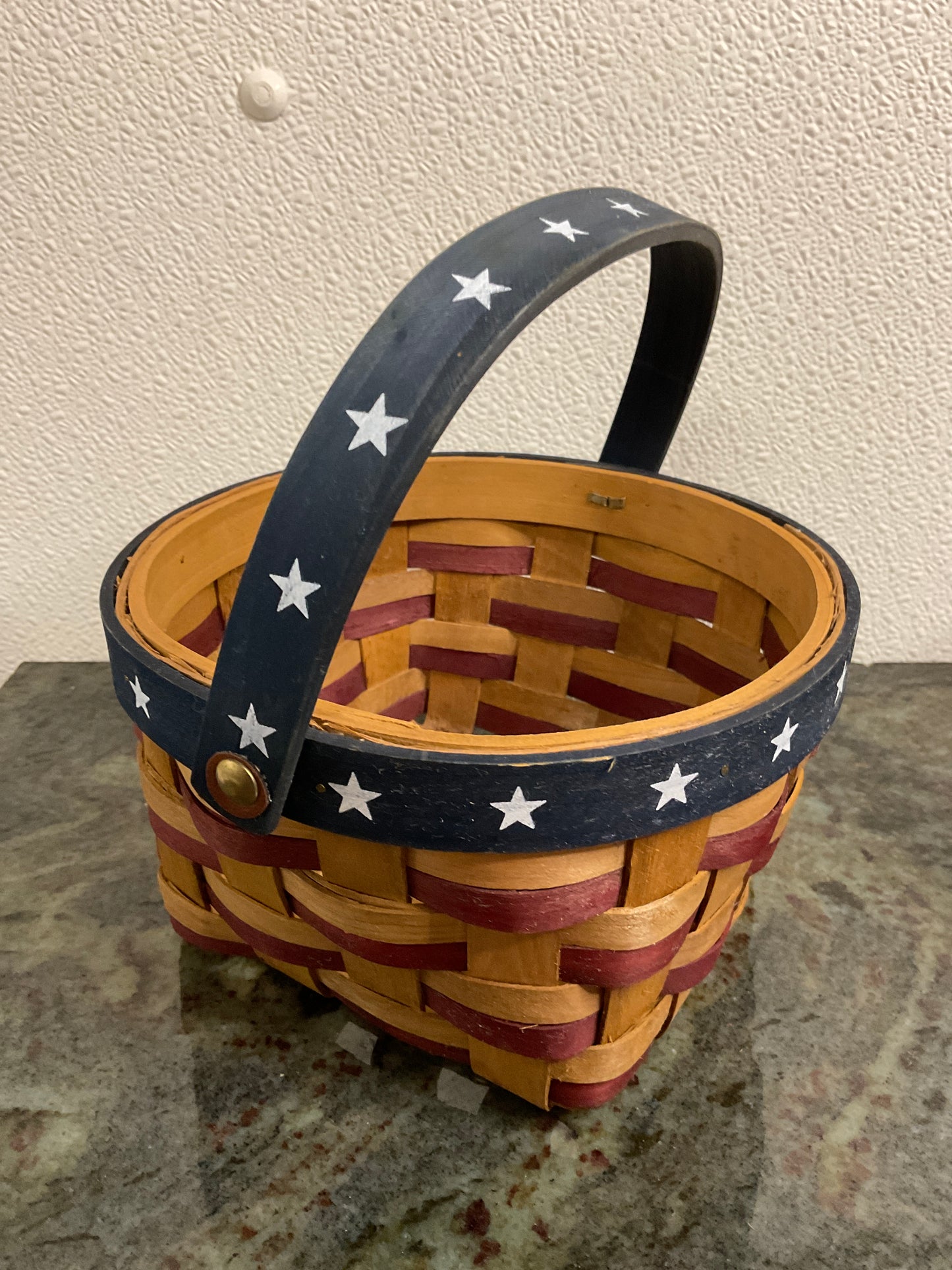 Boyd Bears Yankee Doodle 7 1/2” Basket