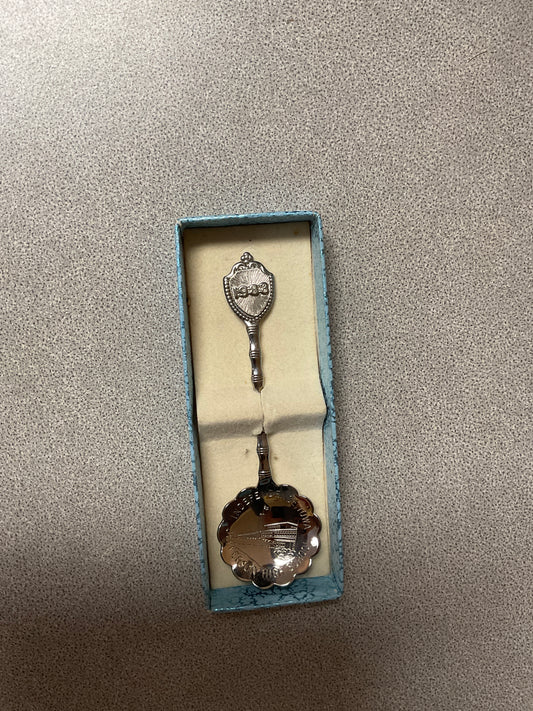 1983 Independence Iowa Jefferson High School Souvenir Spoon