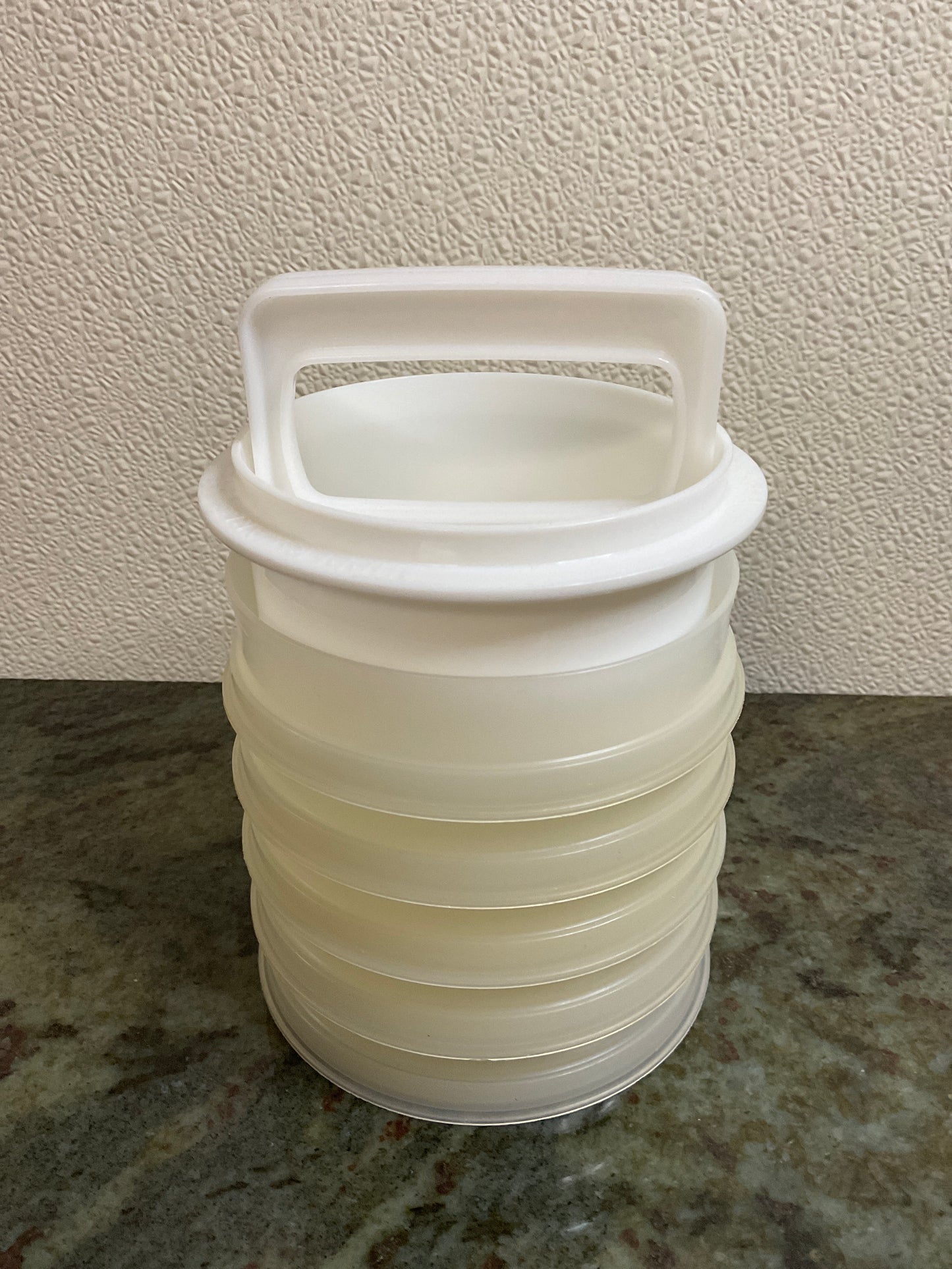 Tupperware Hamb Press
