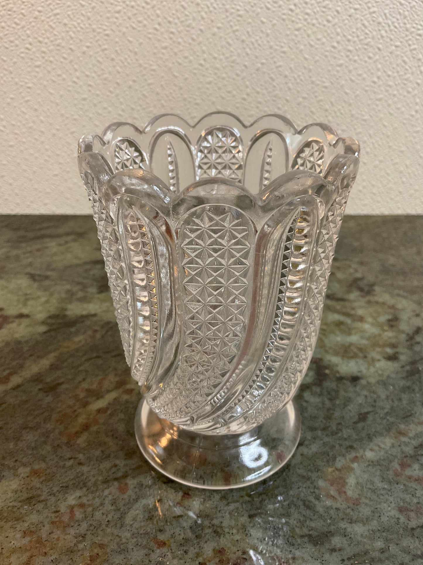 McKee/Bro Glass Spooner