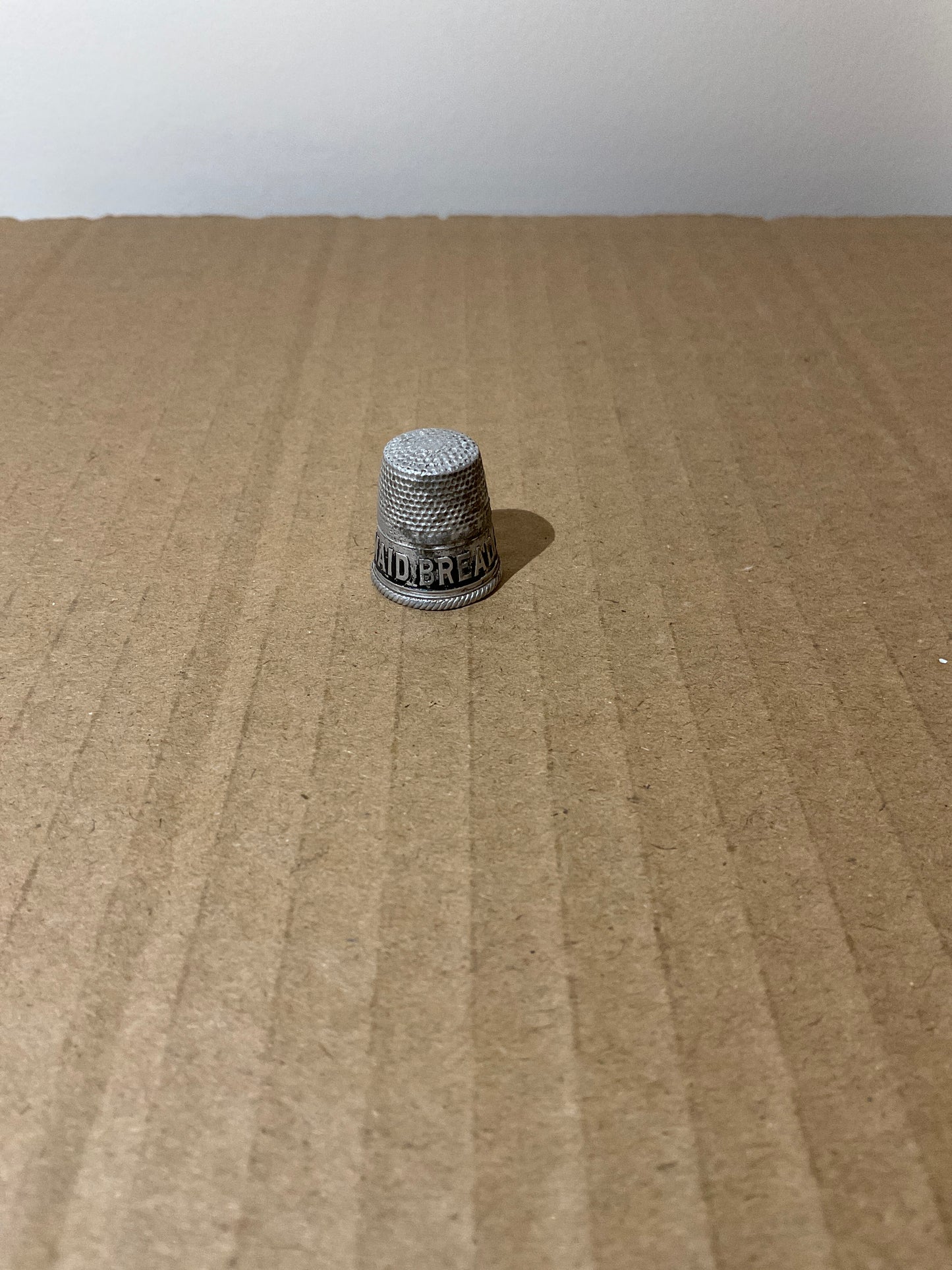 Use Kleen Maid Bread Advertising Thimble