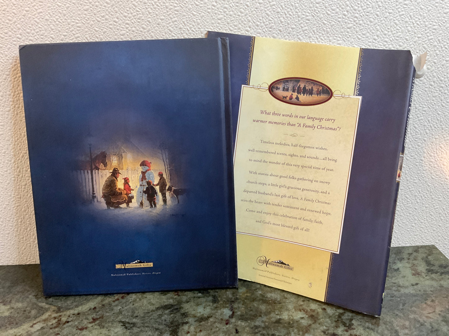 Book ‘A Family Christmas’. 2002