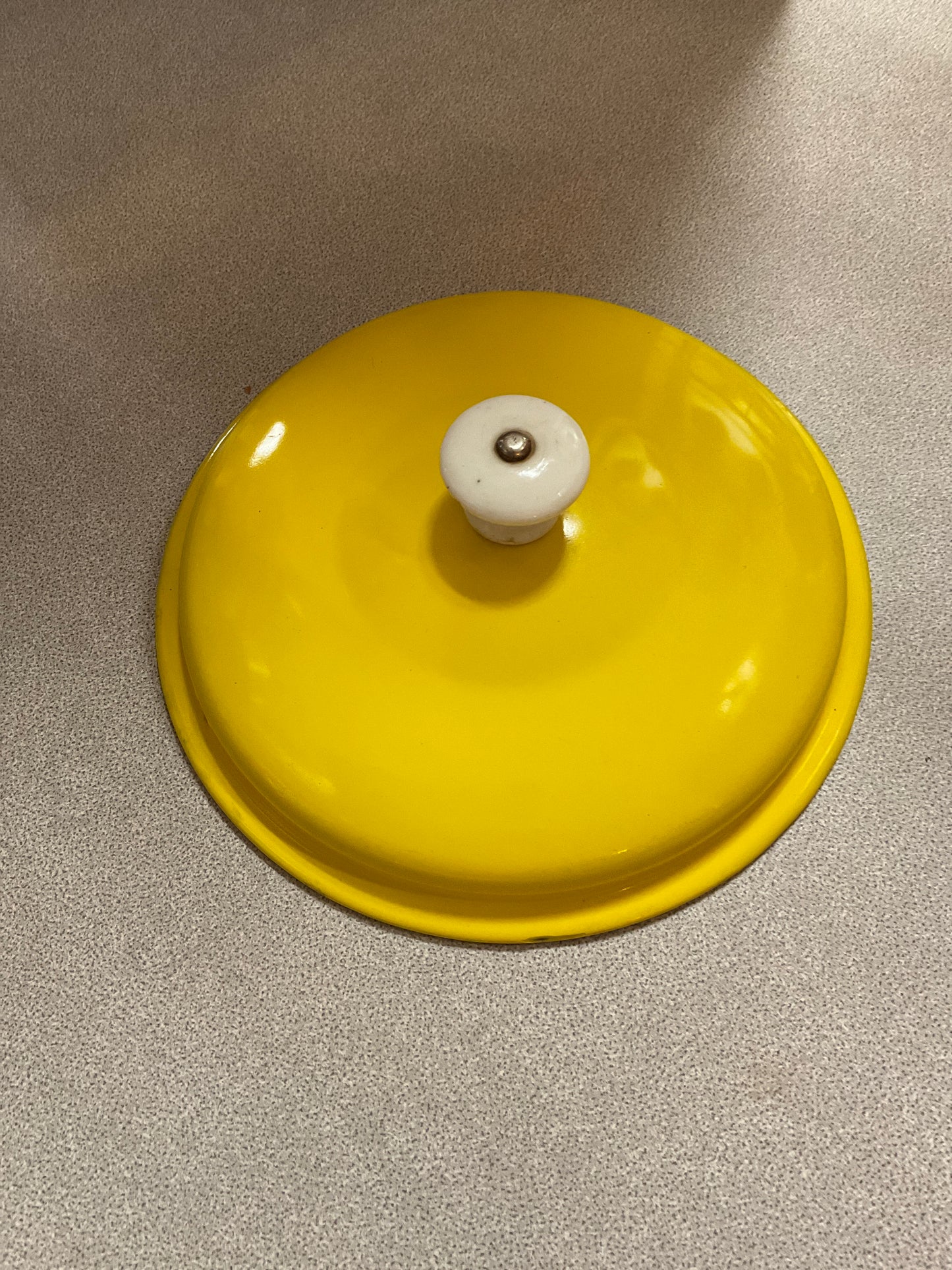 Canary Yellow Lid
